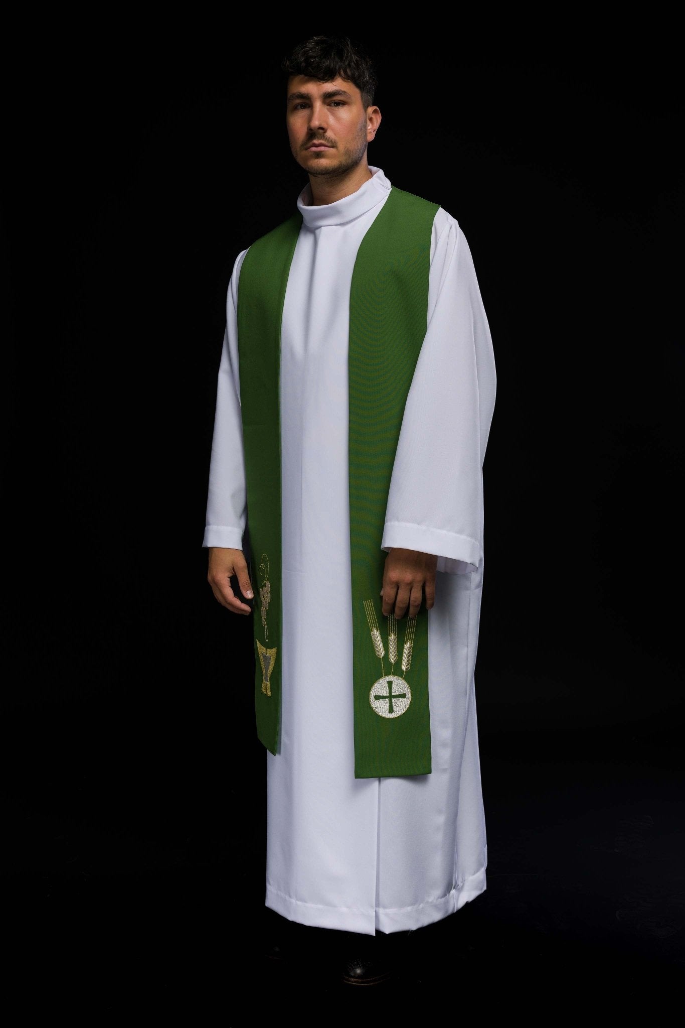 Étole de prêtre verte brodée Calice, oreilles et raisins KST/009/01/01 ZIELONY - CHASUBLES.FR