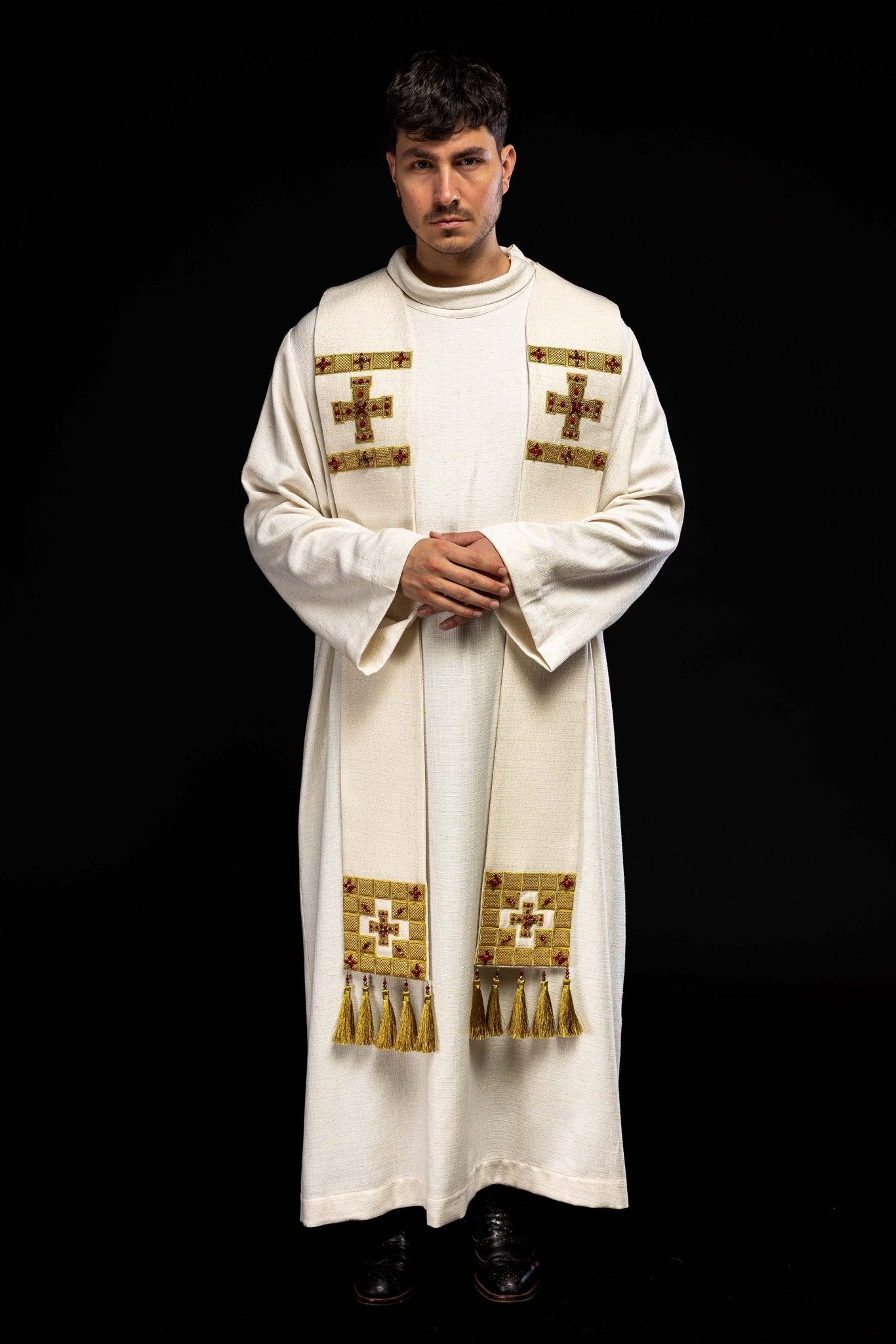 Étole faite à la main avec pierres naturelles Handmade 2011 HM/2011/05/71 - CHASUBLES.FR
