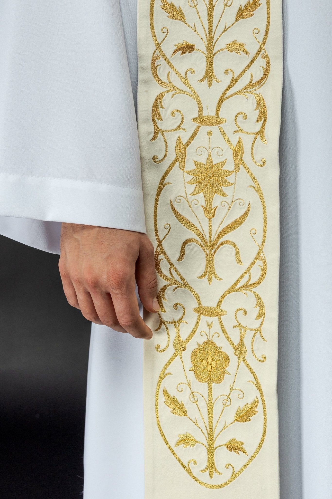 Étole IHS écrue brodée S - 2052 - 05 - 76 - CHASUBLES.FR
