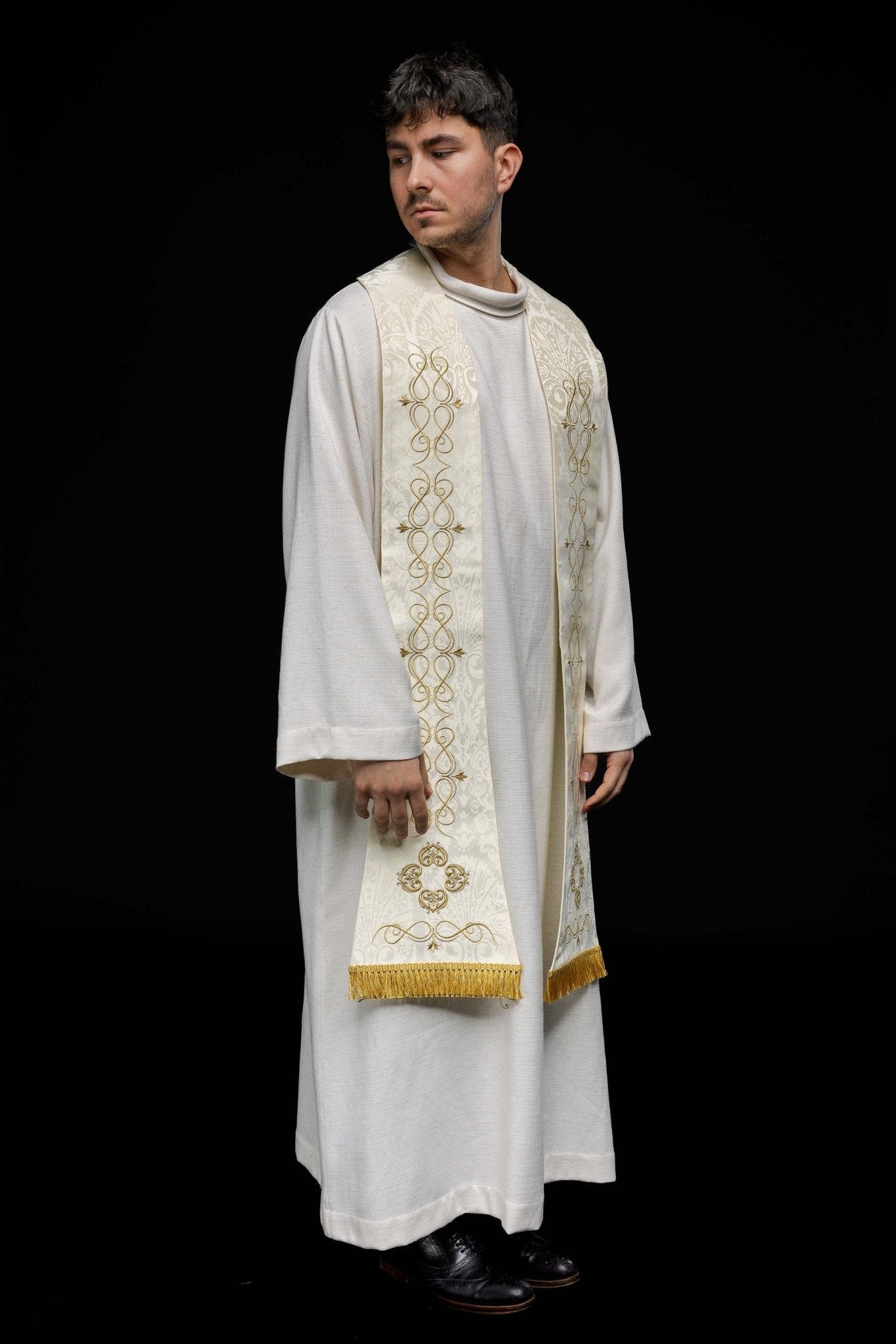 Étole romaine avec broderie HA2105 - 05 - CHASUBLES.FR