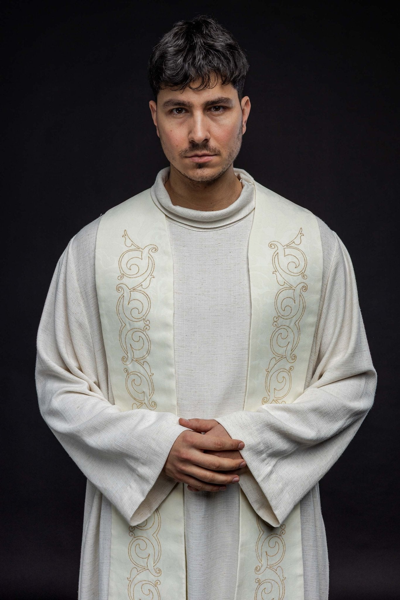 Étole romaine avec broderie de croix HA2102 - 05 - CHASUBLES.FR