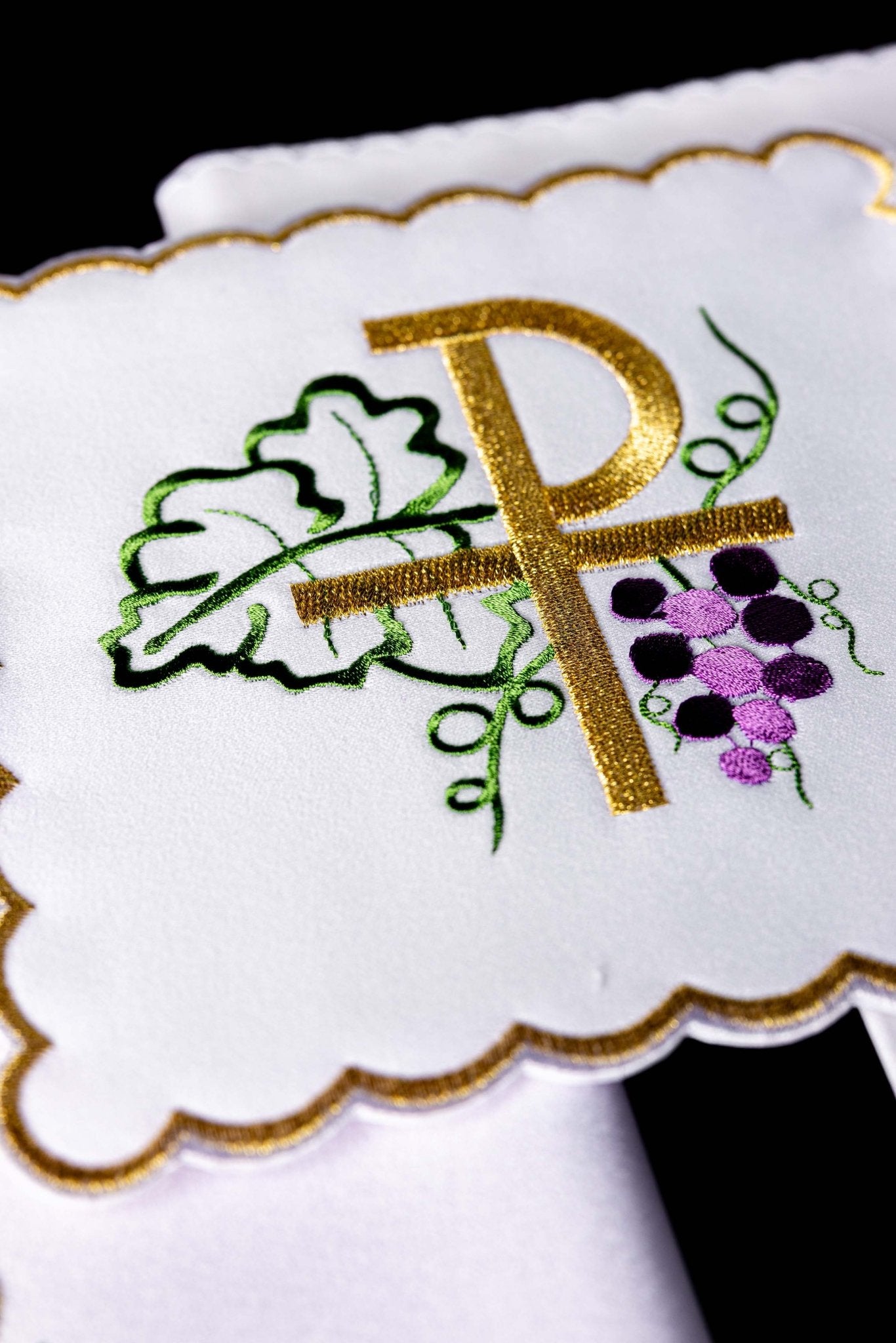 Linge d'autel avec une broderie de PAX et de raisins KK/002 - CHASUBLES.FR