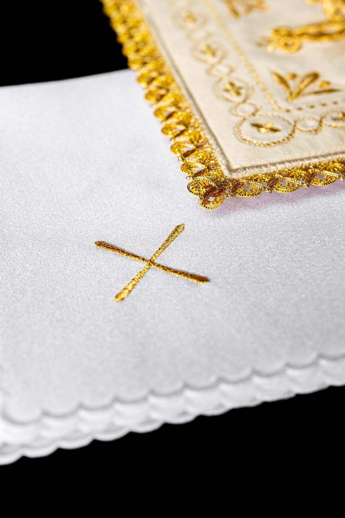 Linge d'autel brodé en velours écru KK/5006/C2 - CHASUBLES.FR
