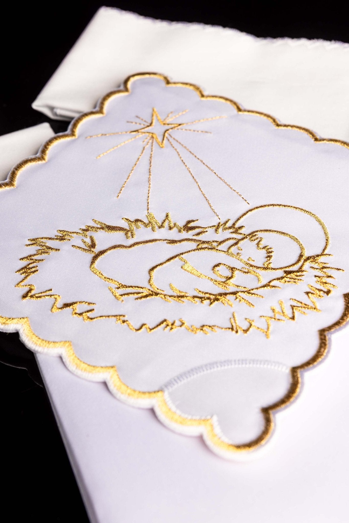 Linge d'autel brodé pour Noël KK/124 - CHASUBLES.FR