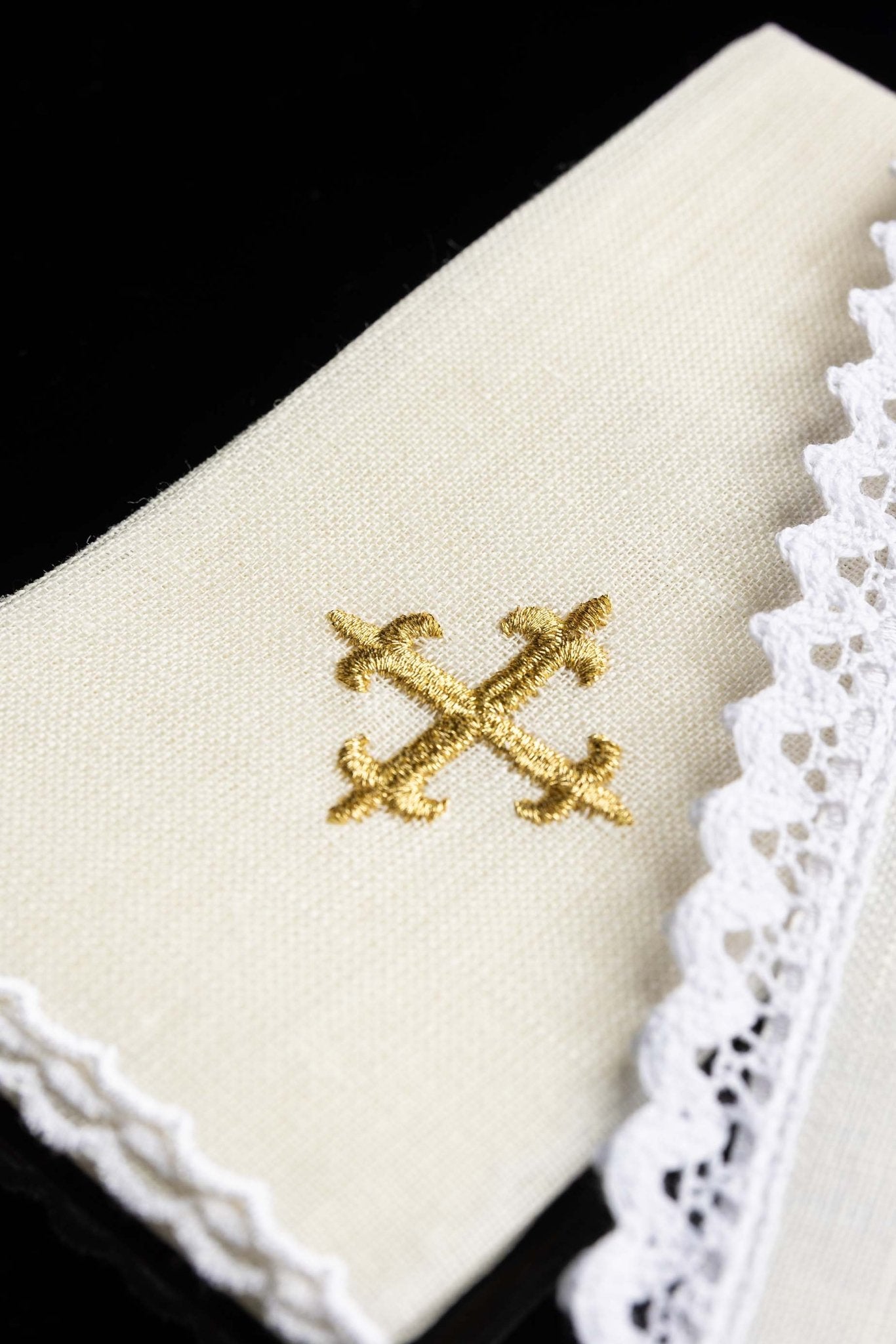 Linge d'autel brodée en lin KKL/167 - CHASUBLES.FR