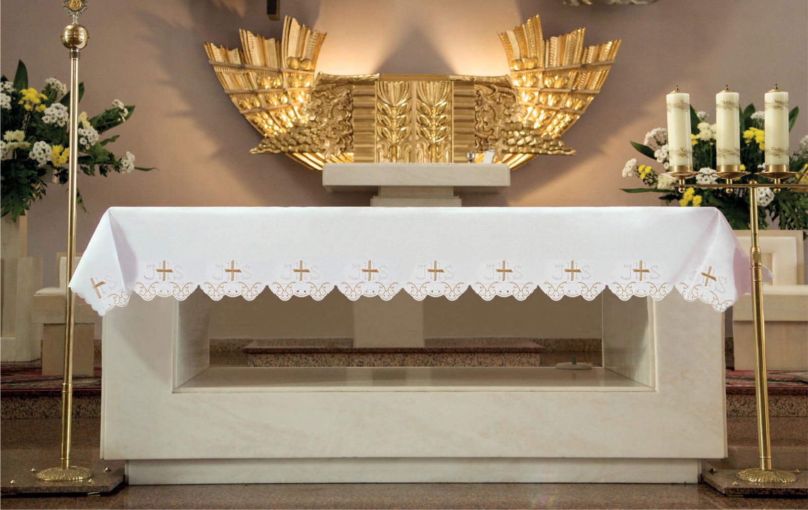 Nappe d'autel avec broderie frontale IHS KOO/058 150*300 BIAŁY (obszywany) - CHASUBLES.FR