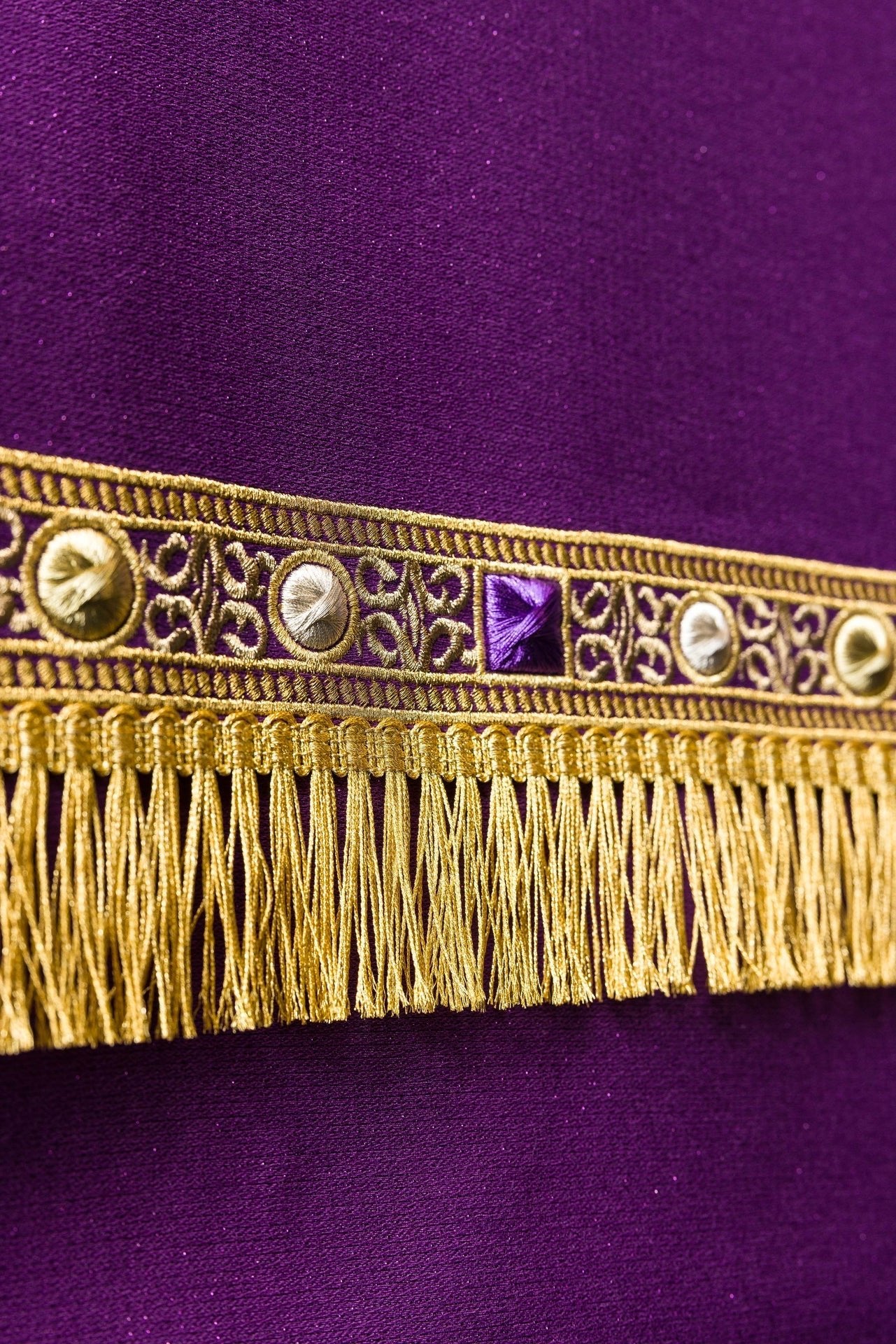 Nappe de lutrin violette avec broderie de l’Avent S-8076-03-103 55*250 - CHASUBLES.FR