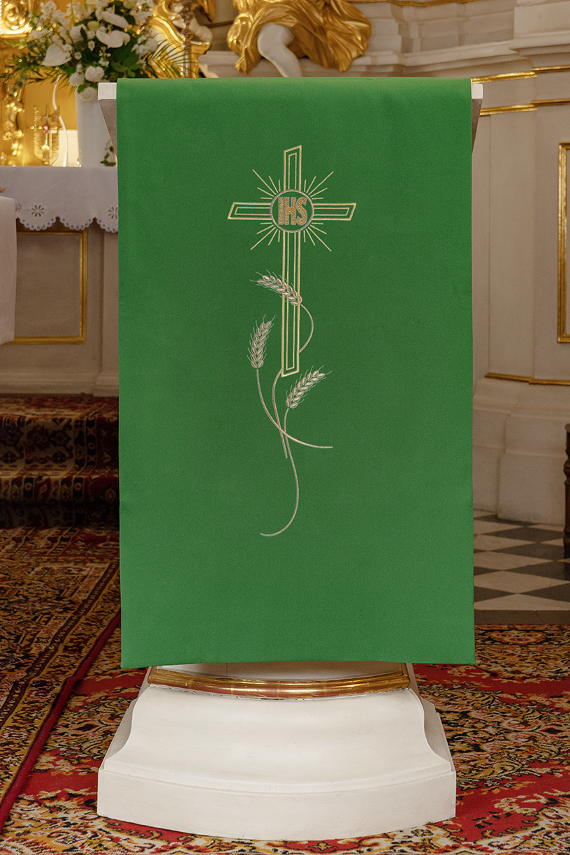 Vert voile de lutrin brodée avec croix et motif IHS