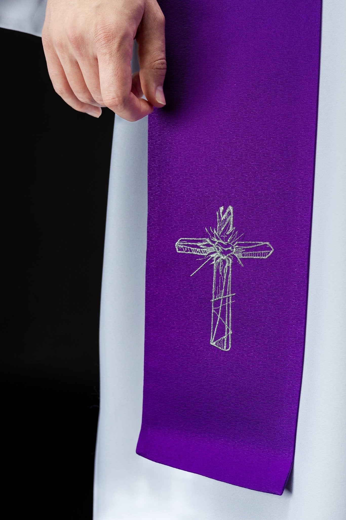 Stuła haftowana na Wielki Post z Jezusem S - 2060 - 03 - 43 - CHASUBLES.FR