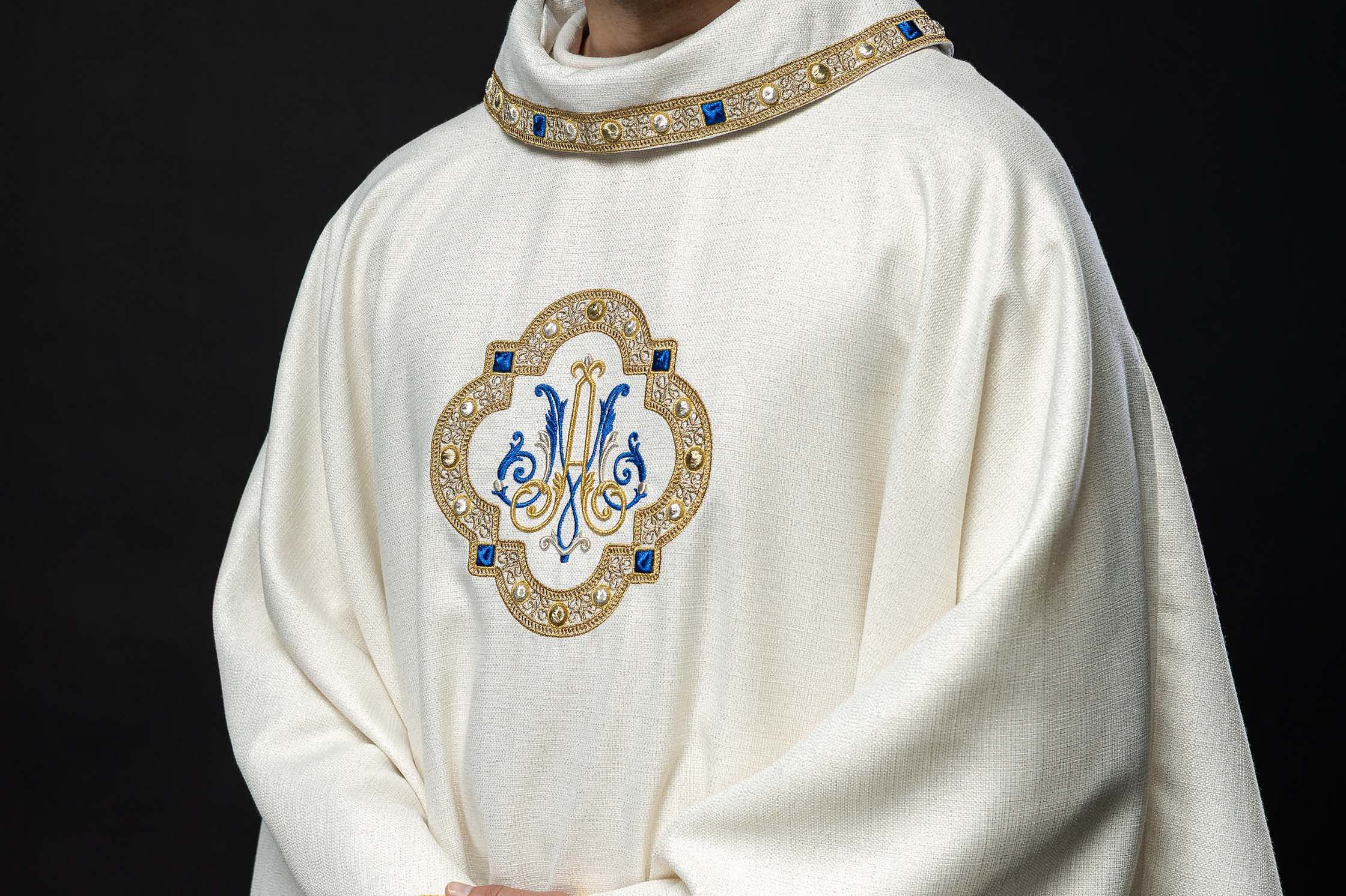 Comment animer un chapelet avec des enfants ? Guide étape par étape - CHASUBLES.FR