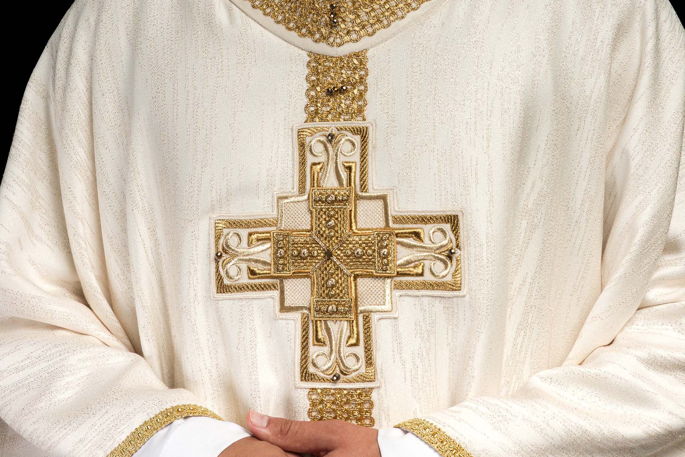 Comment préparer une paroisse pour la Fête-Dieu ? - CHASUBLES.FR