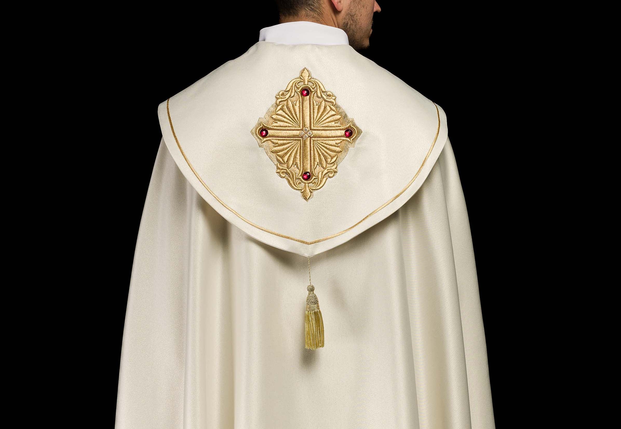 Comment présenter les nouveaux investissements paroissiaux aux fidèles ? - CHASUBLES.FR