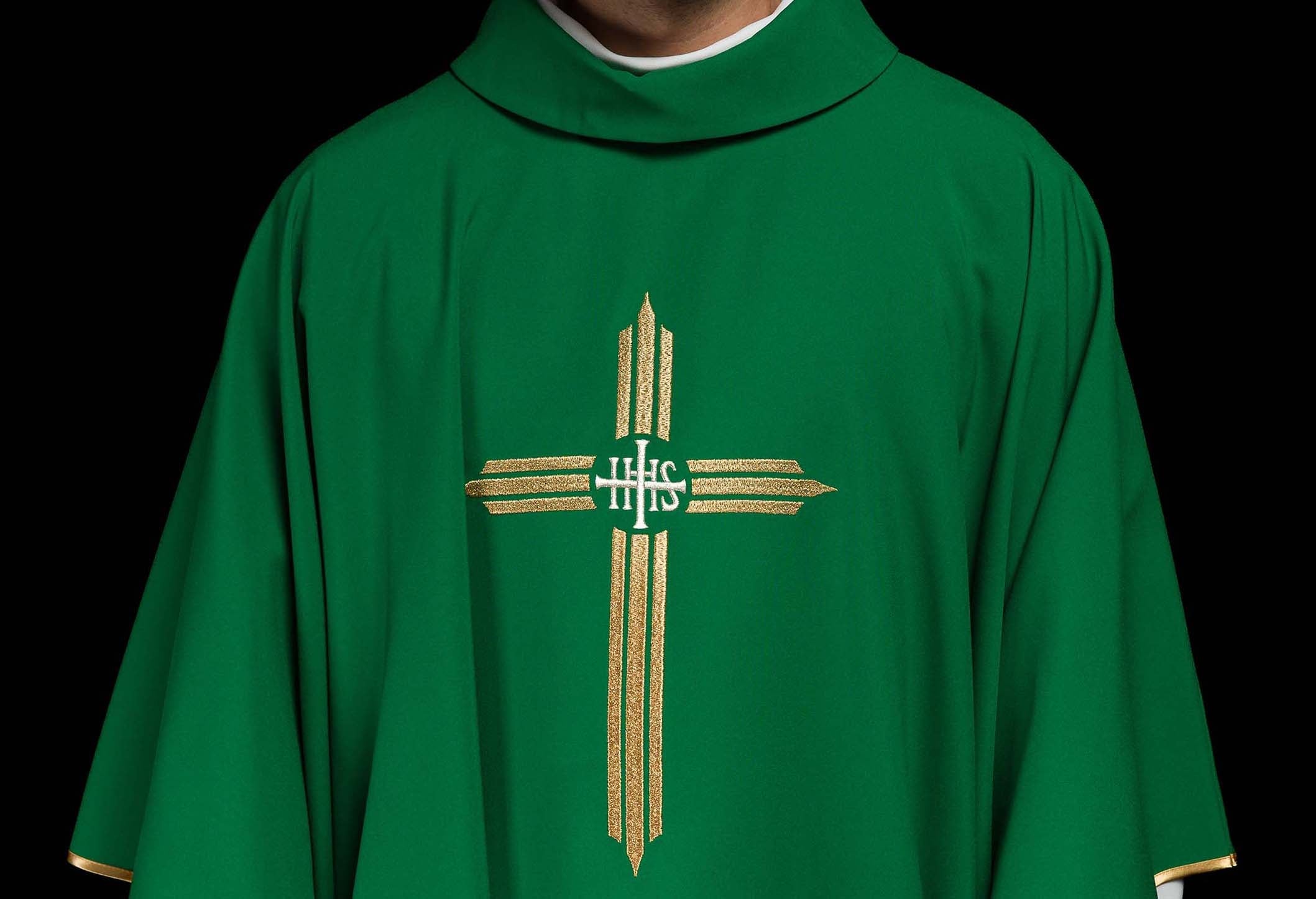 Couleurs liturgiques – Liste complète et leur signification profonde dans l'Église - CHASUBLES.FR