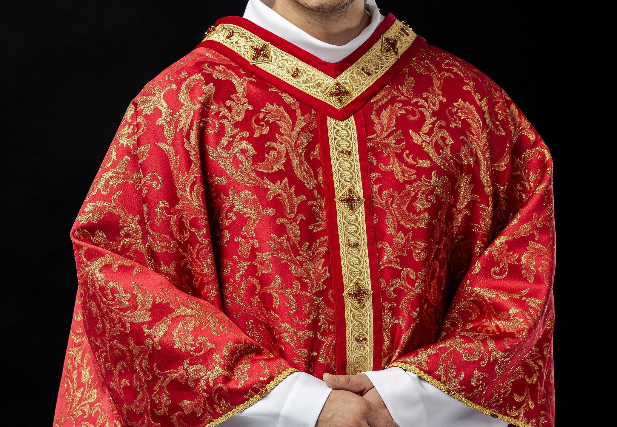Préparation au sacrement de confirmation – Guide pour les prêtres - CHASUBLES.FR