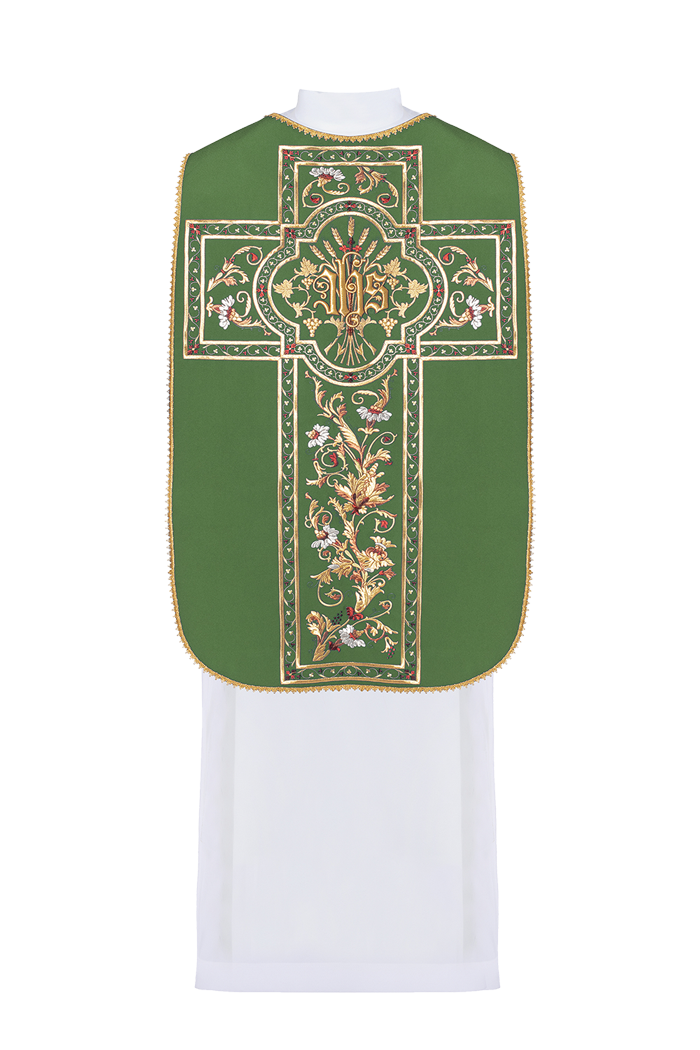 Chasuble romaine verte brodée d'un motif IHS