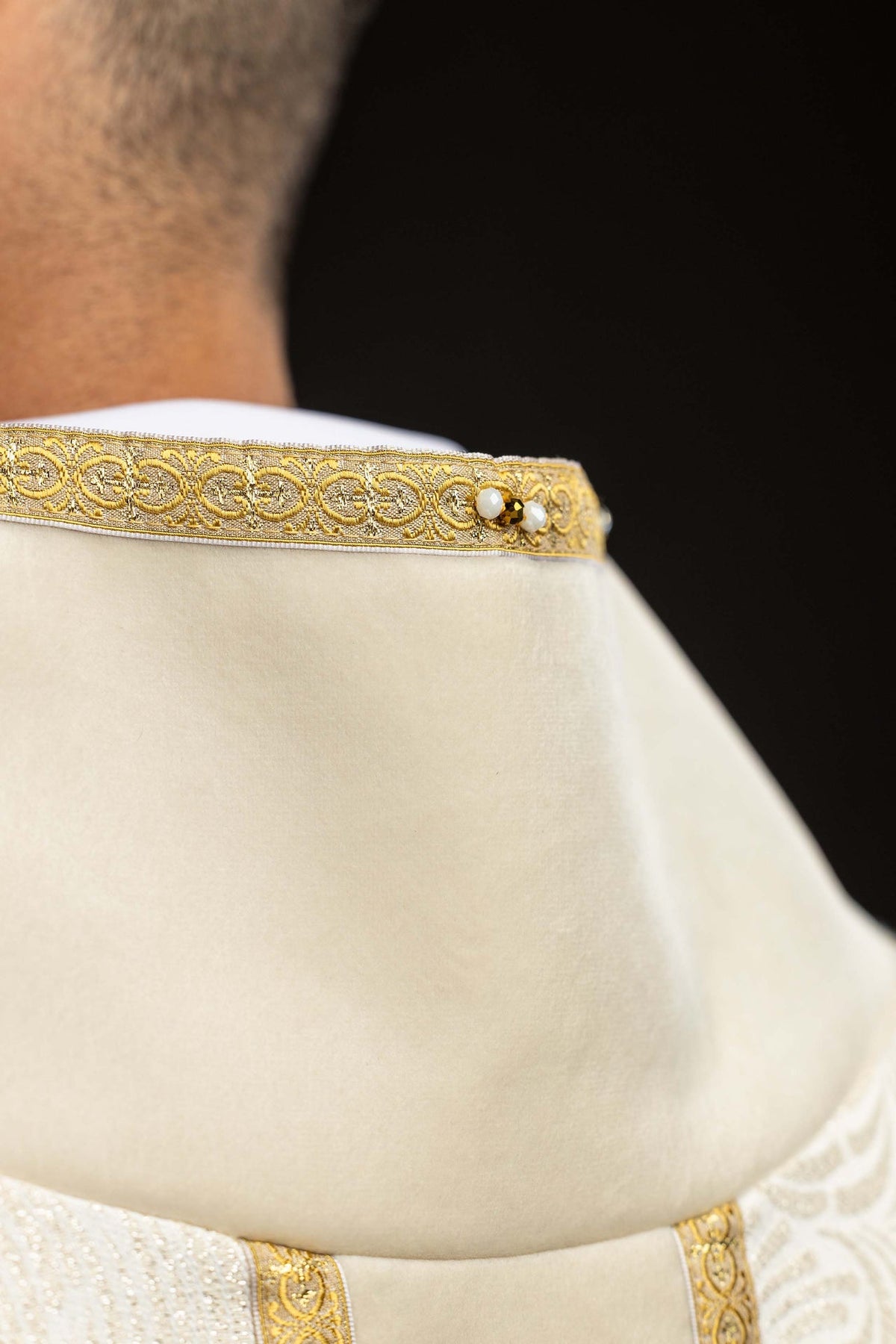 Chasuble avec pierres naturelles, Handmade 7012
