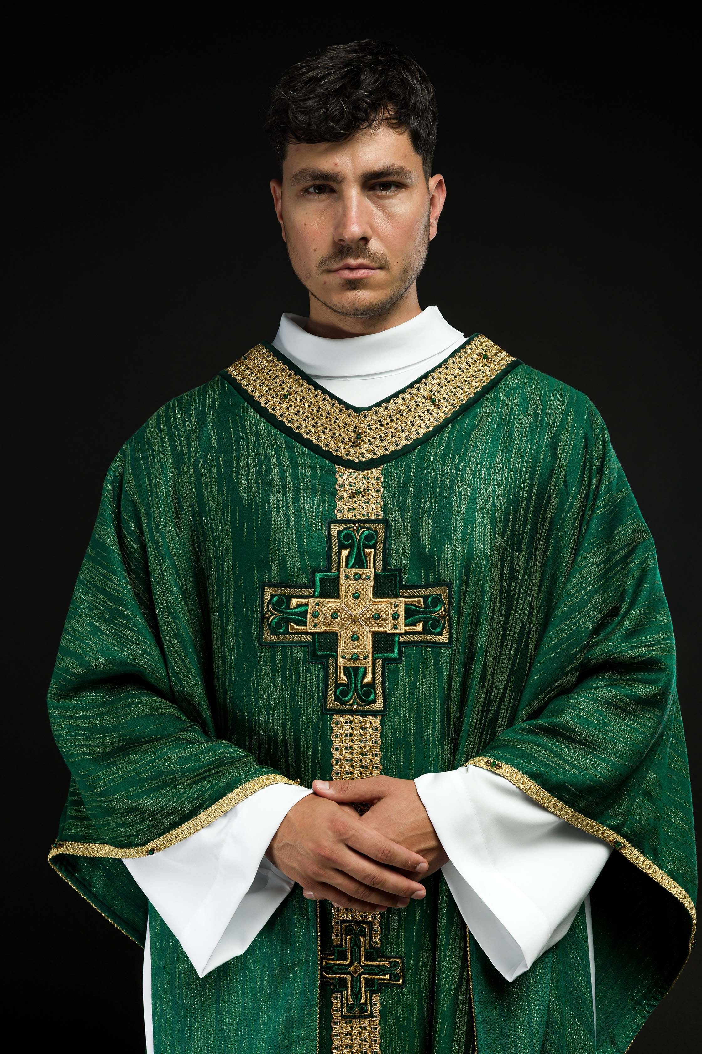 Chasuble faite à la main avec pierres naturelles Handmade 7015 Vert