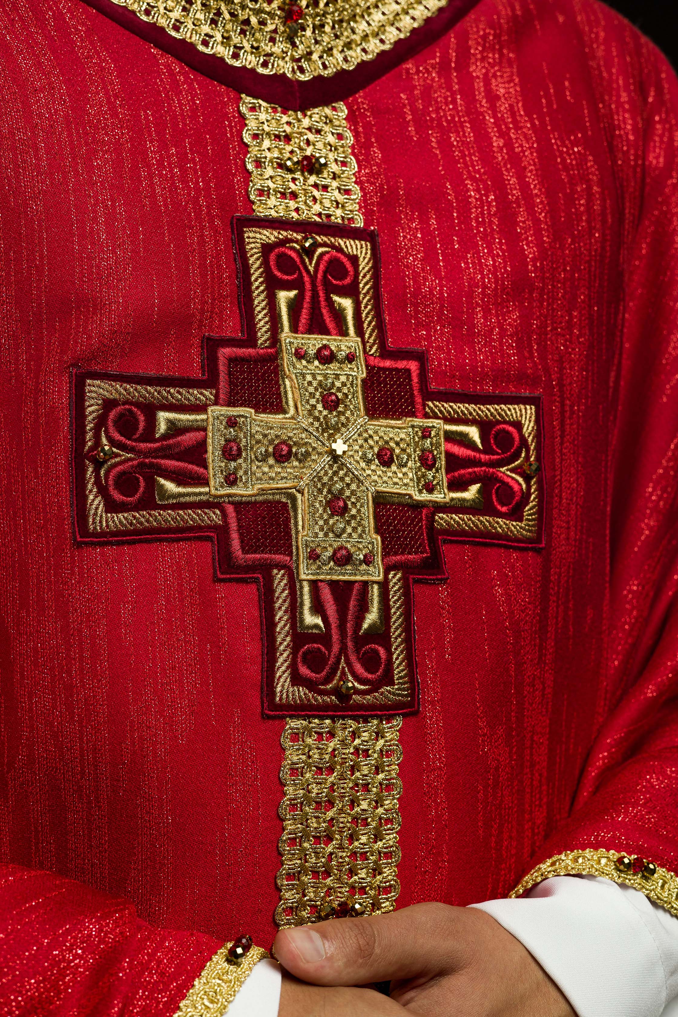 Chasuble faite à la main avec pierres naturelles Handmade 7015 Rouge