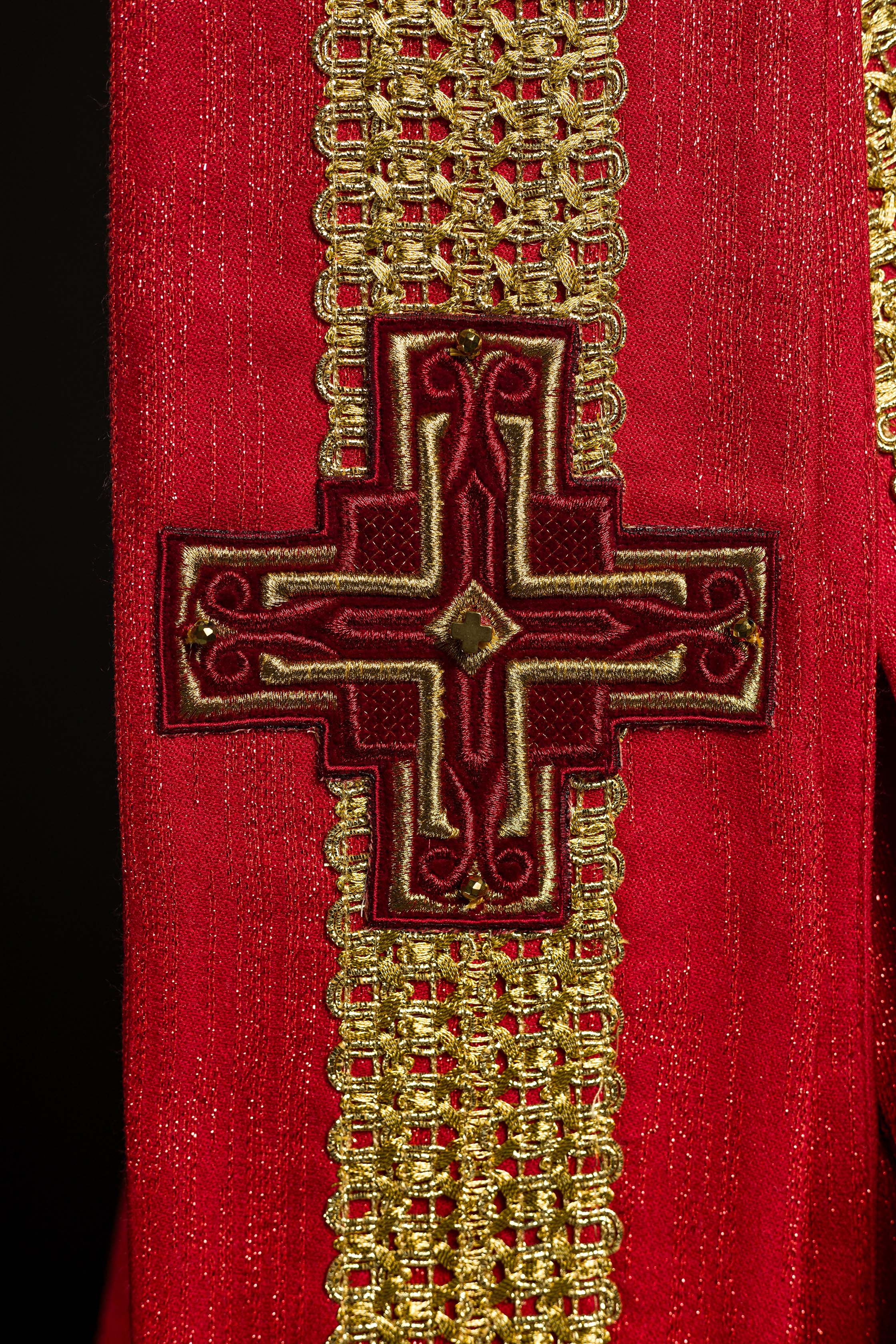 Chasuble faite à la main avec pierres naturelles Handmade 7015 Rouge