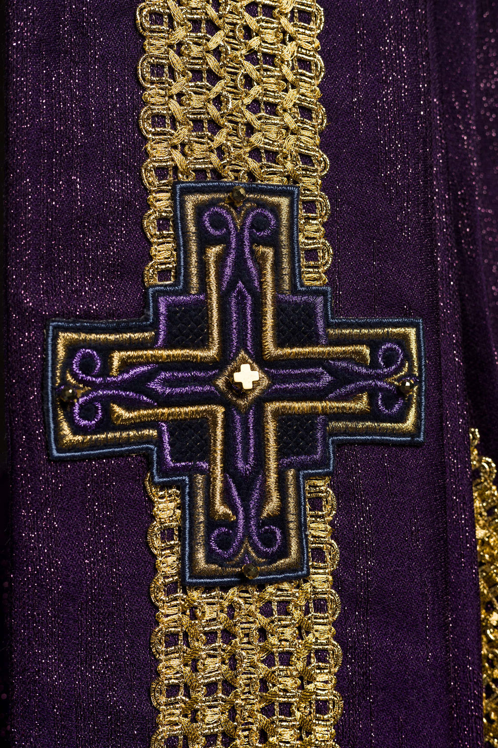 Chasuble faite à la main avec pierres naturelles Handmade 7015 Violet