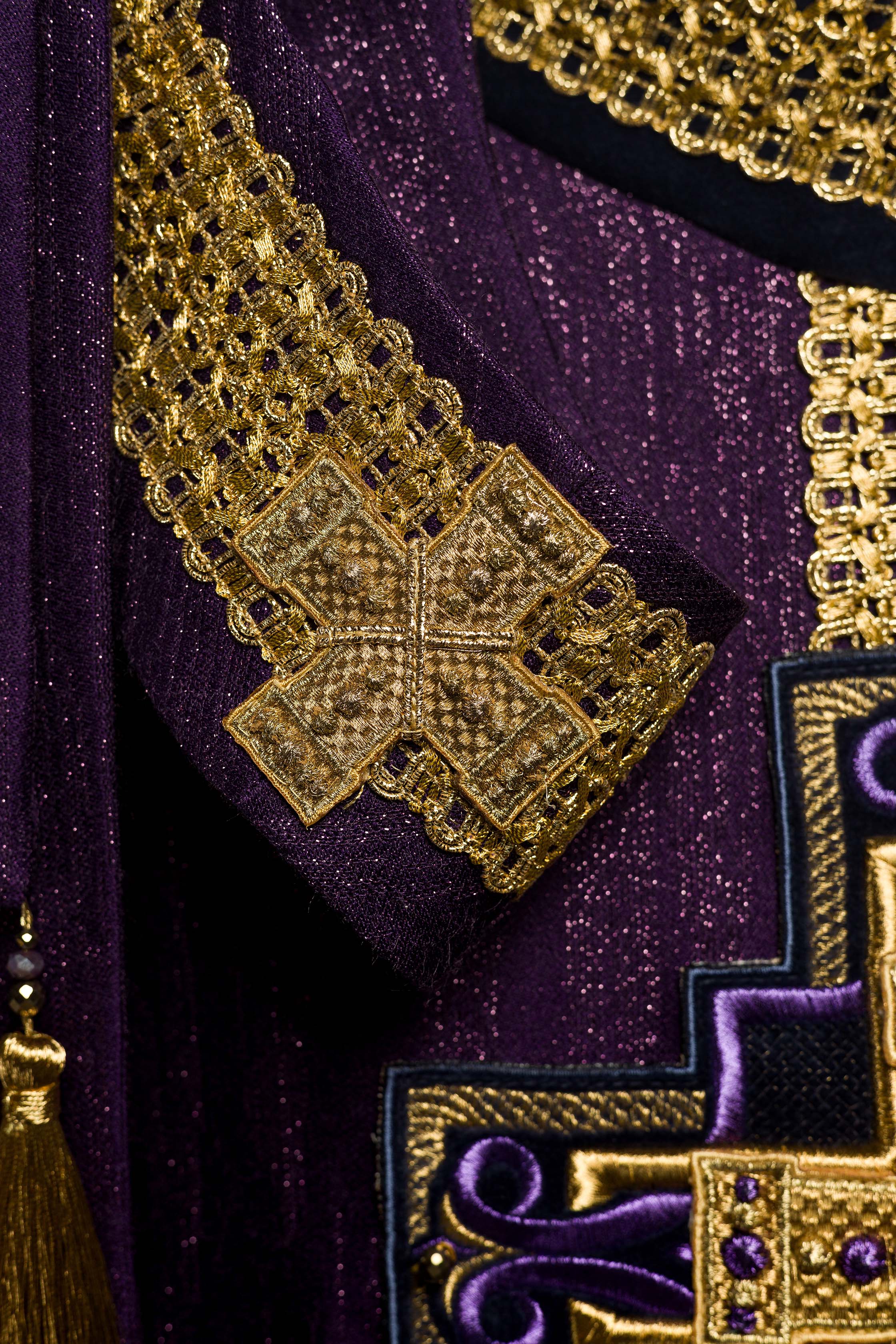 Chasuble faite à la main avec pierres naturelles Handmade 7015 Violet