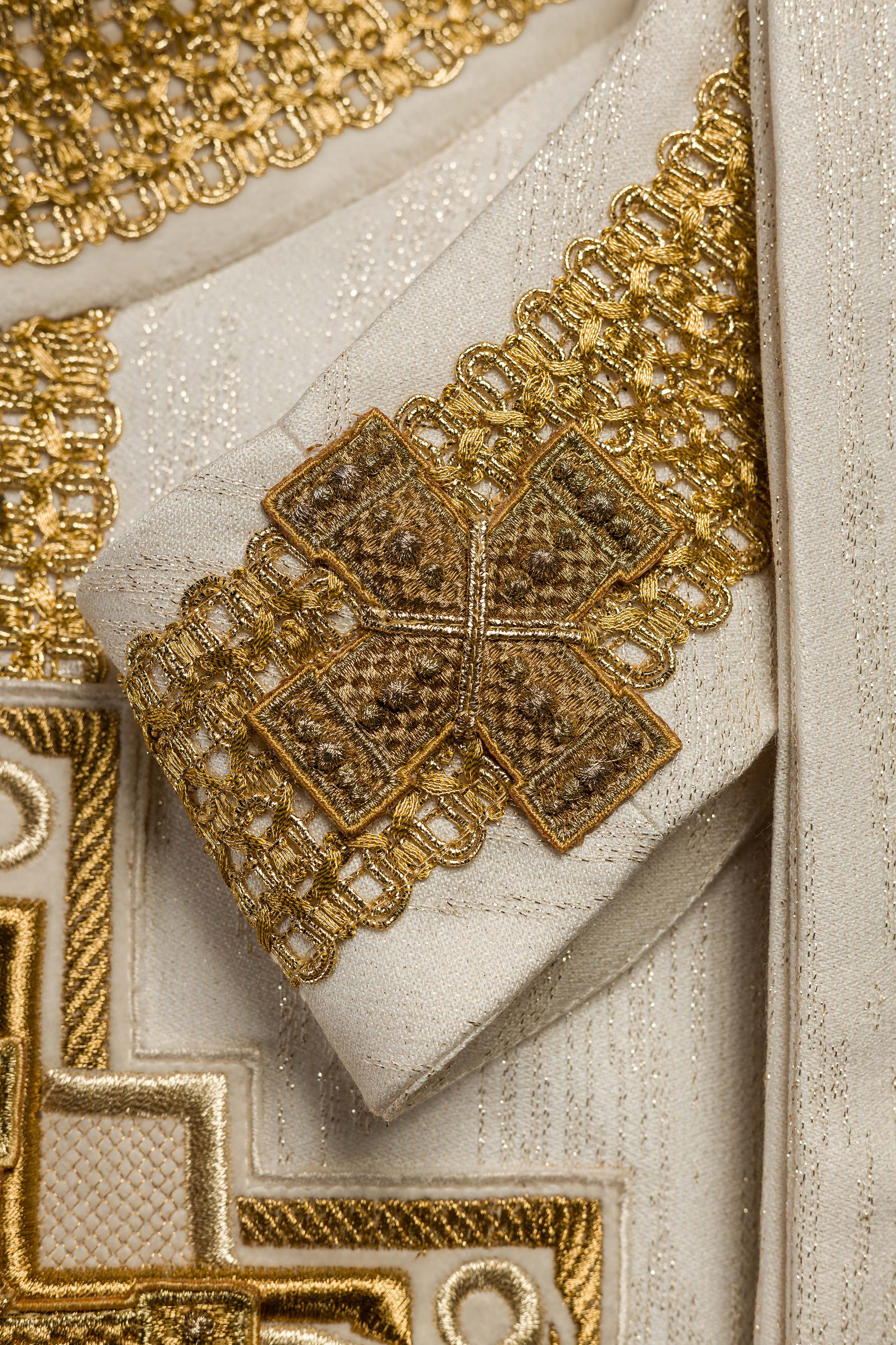 Chasuble faite à la main avec pierres naturelles Handmade 7015 Écru