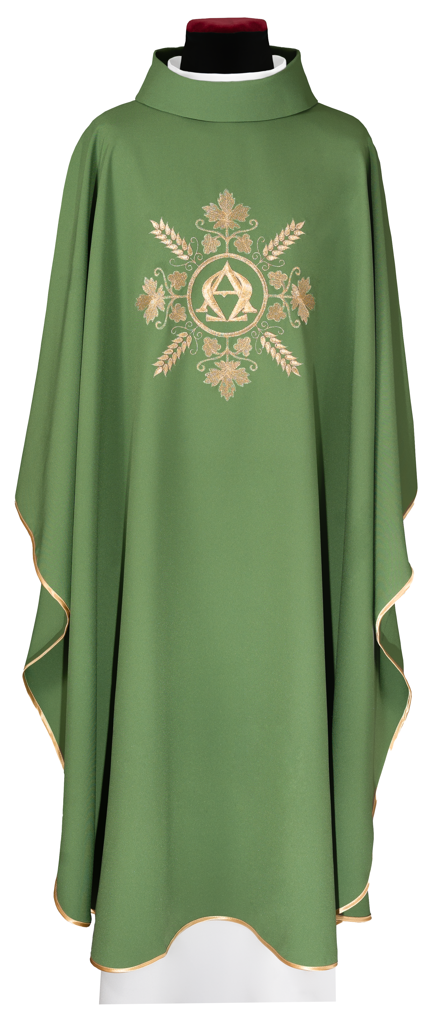 Chasuble vert brodé avec les symboles Alpha et Omega et des épis de blé
