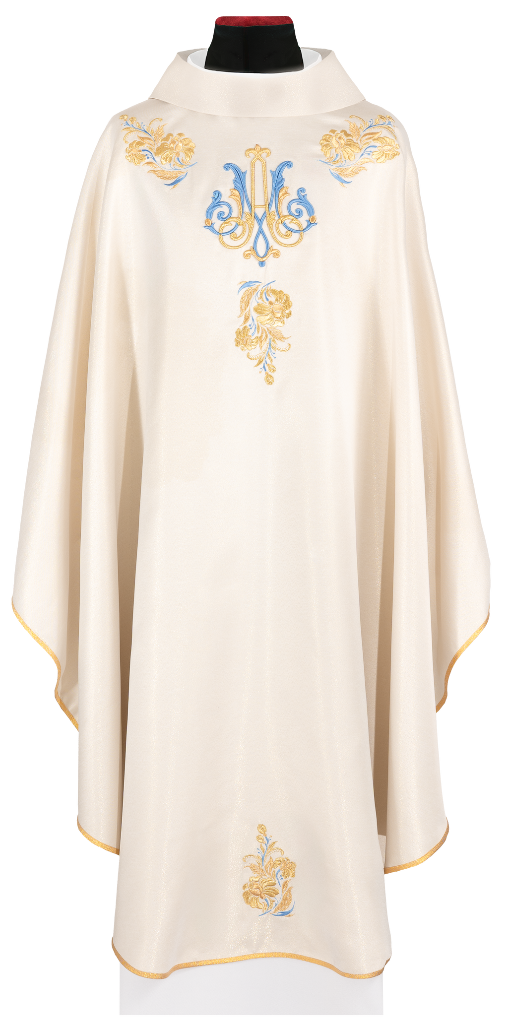 Chasuble brodé avec un motif marial en écru
