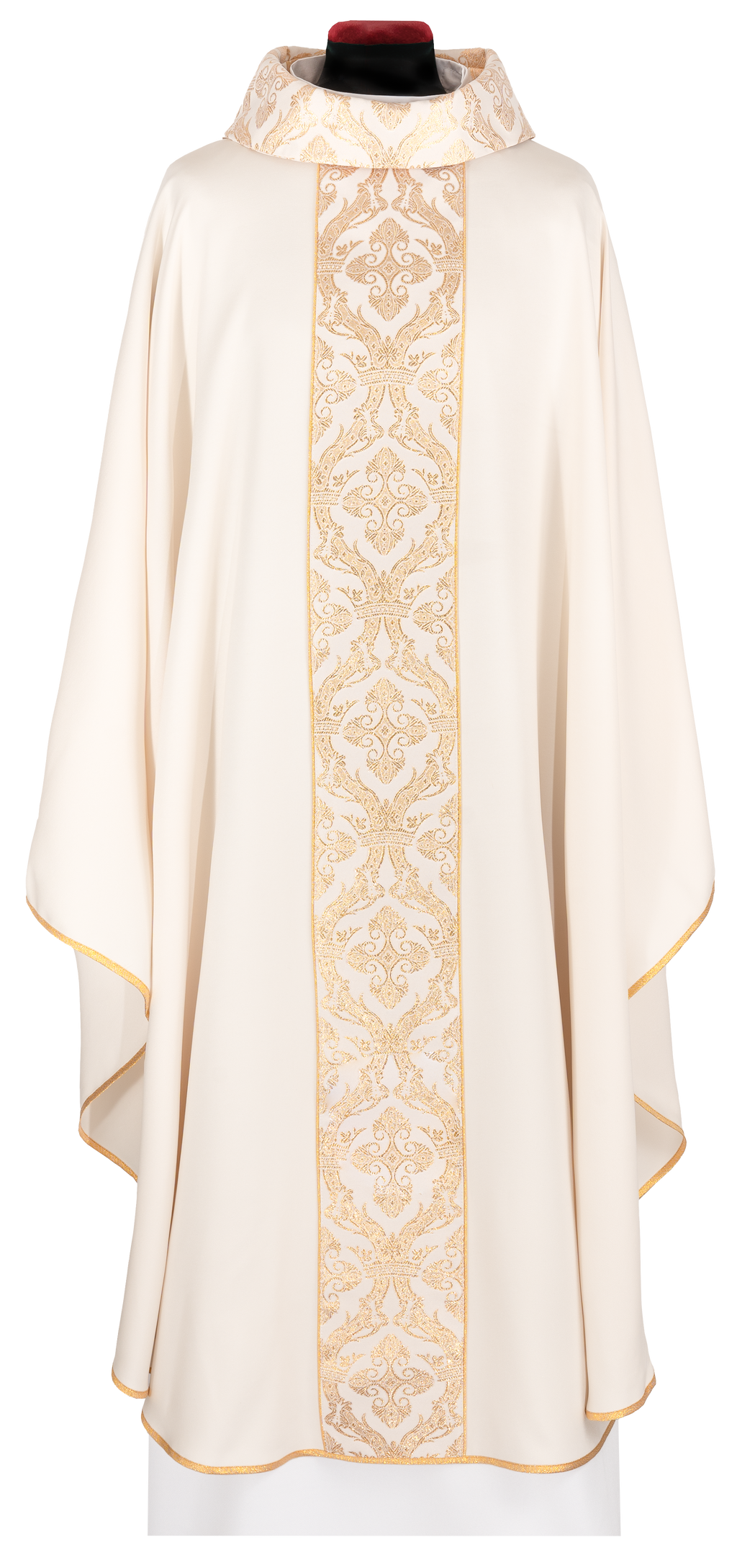 Chasuble liturgique avec bande brodée et col de couleur écru