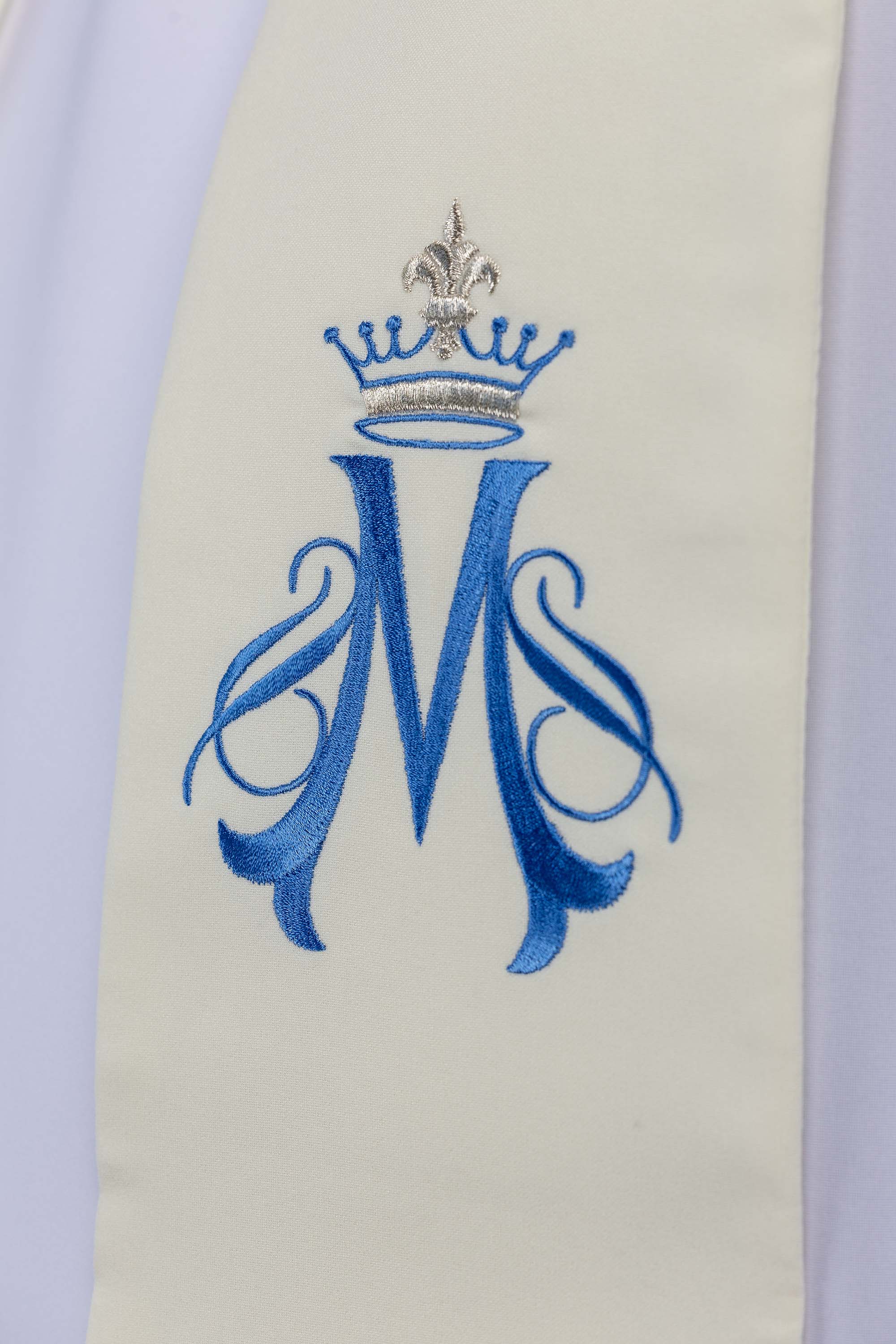 Étole mariale brodée ecru