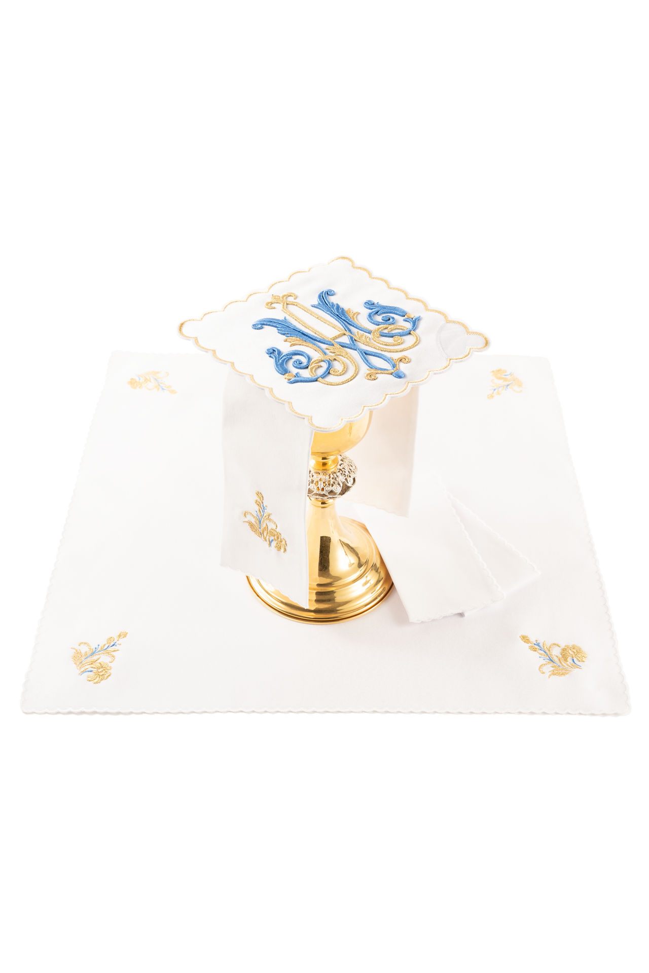 Ensemble liturgique de linges d’autel avec motif marial brodé