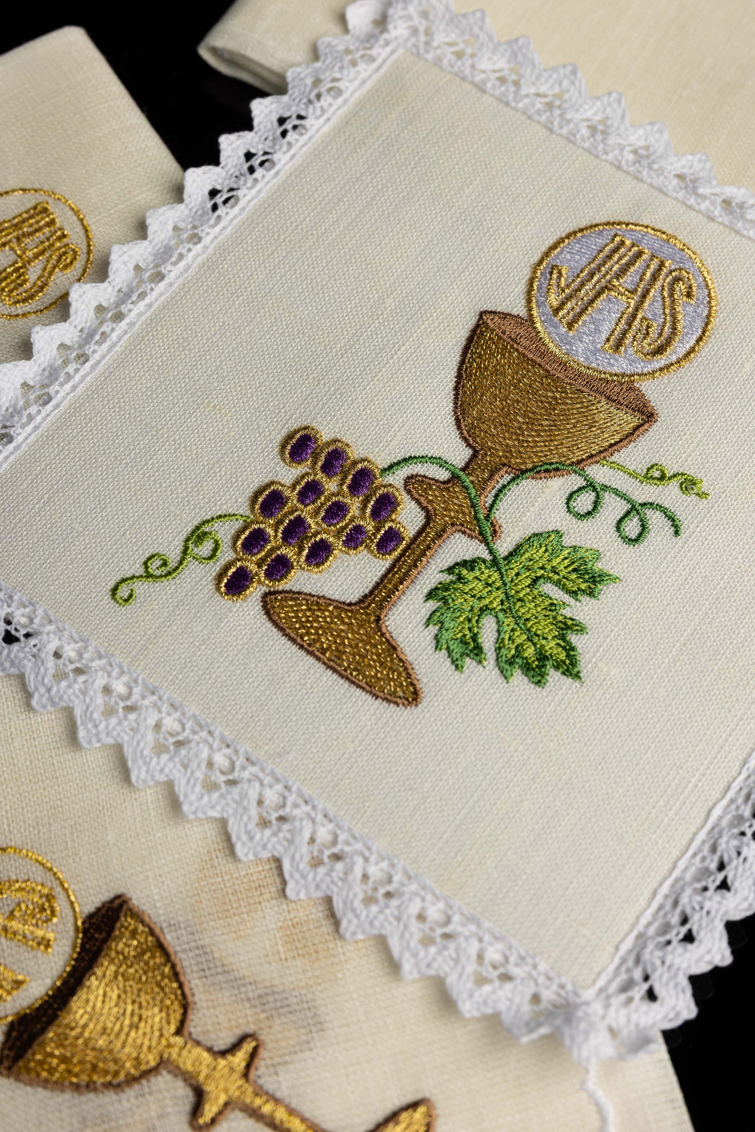 Sous-vêtements Chalice avec motif de calice brodé