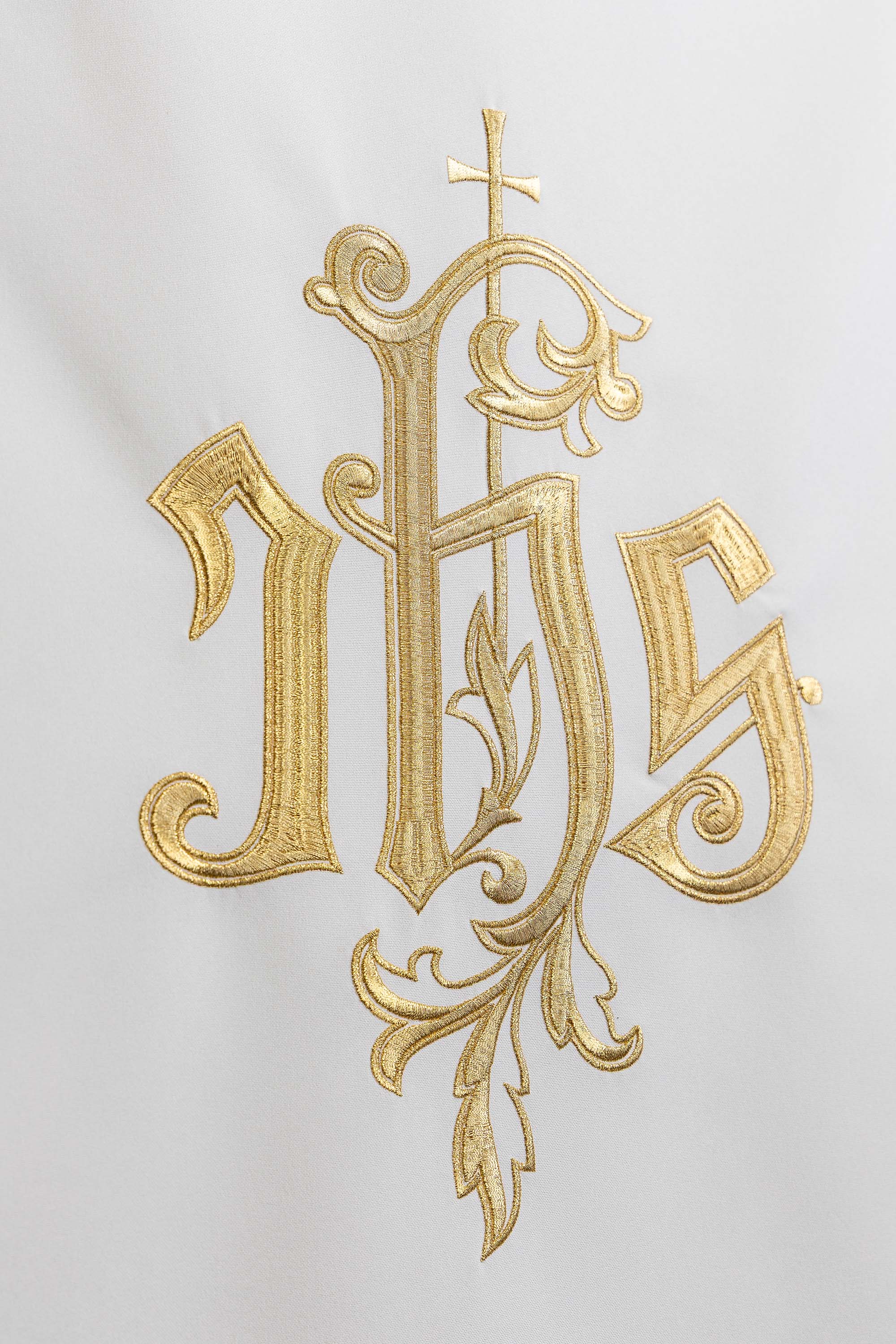 Voile de lutrin brodée avec le symbole IHS ecru