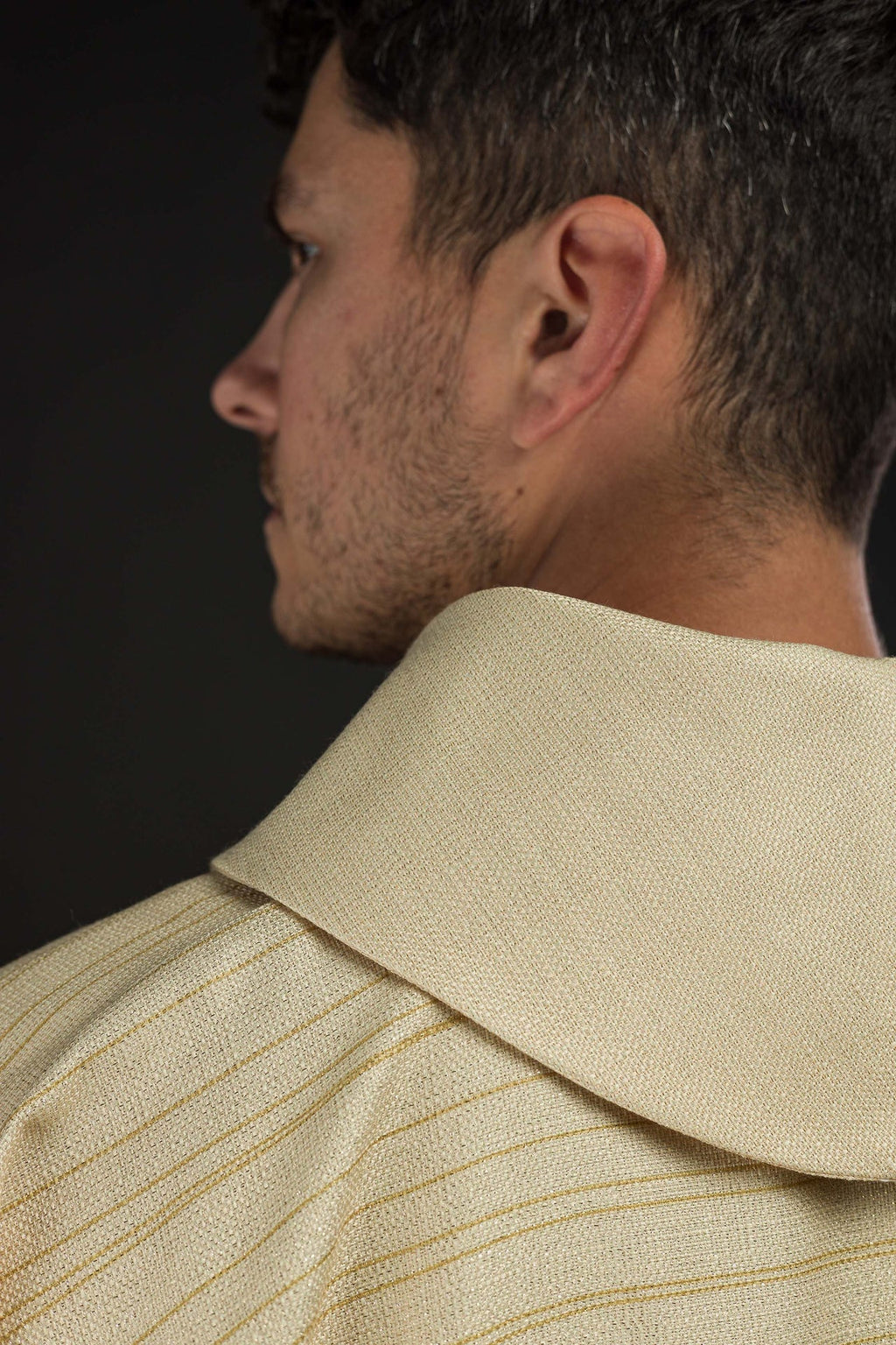 Chasuble écrue imprimée avec la Croix de Jérusalem