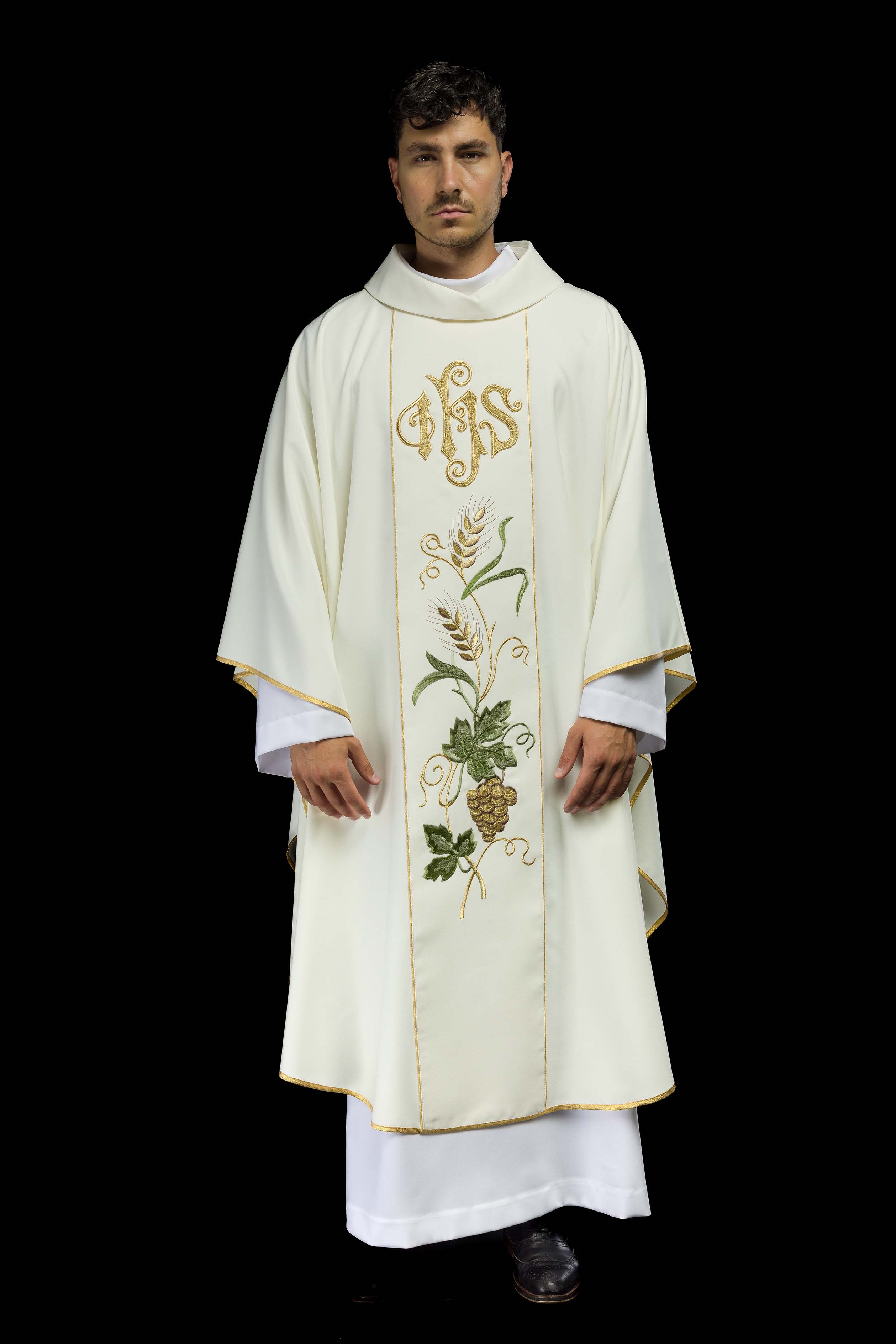 Chasuble de ceinture brodée du symbole IHS, des oreilles et des raisins écrus