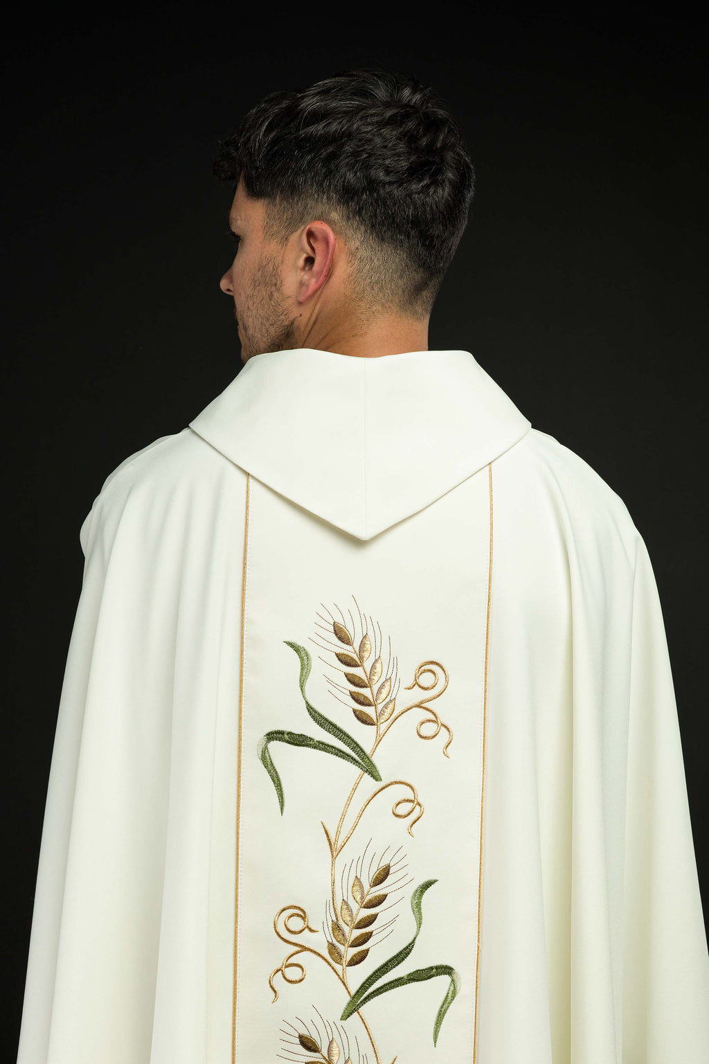 Chasuble de ceinture brodée du symbole IHS, des oreilles et des raisins écrus