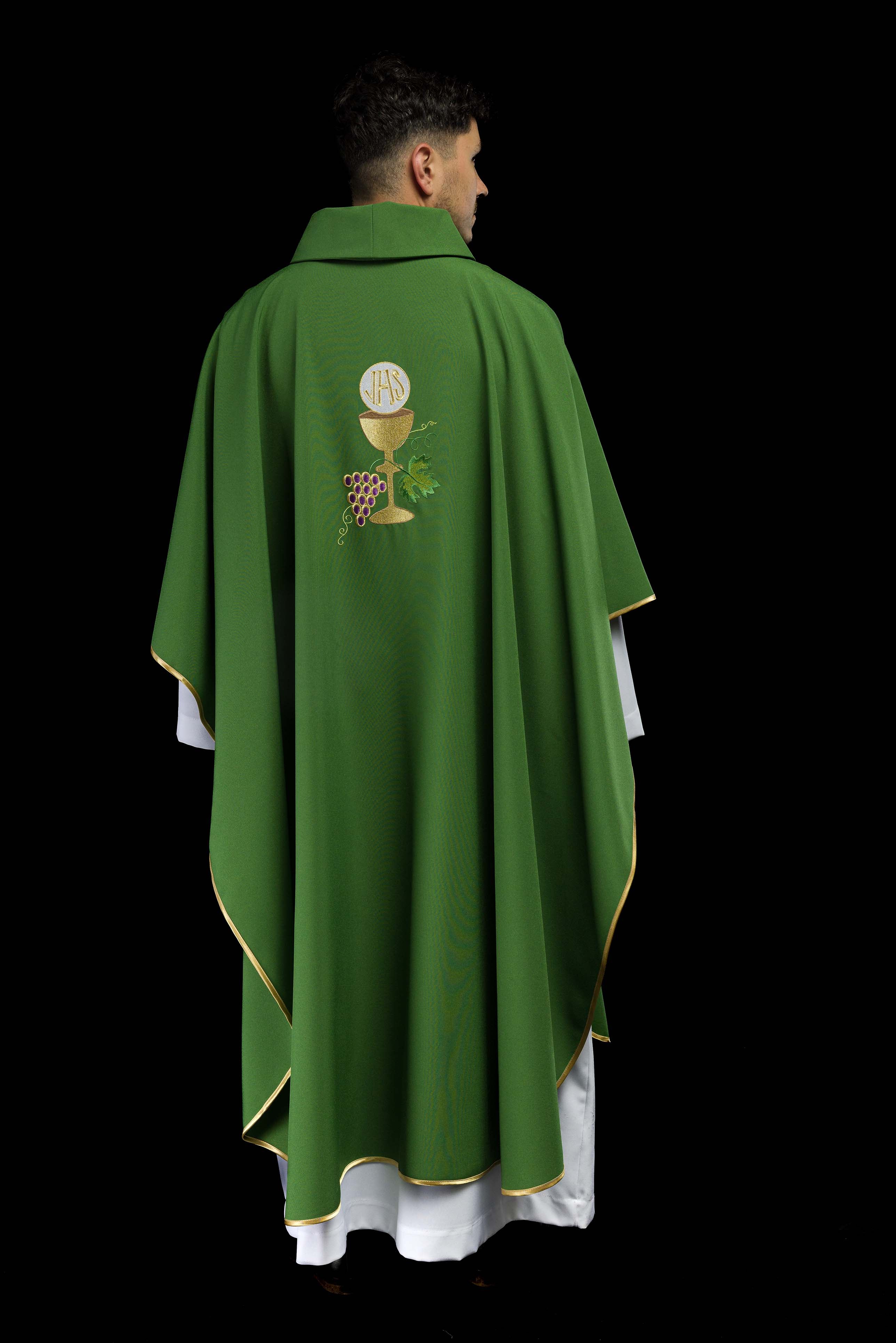 Chasuble brodée Calice vert Raisin
