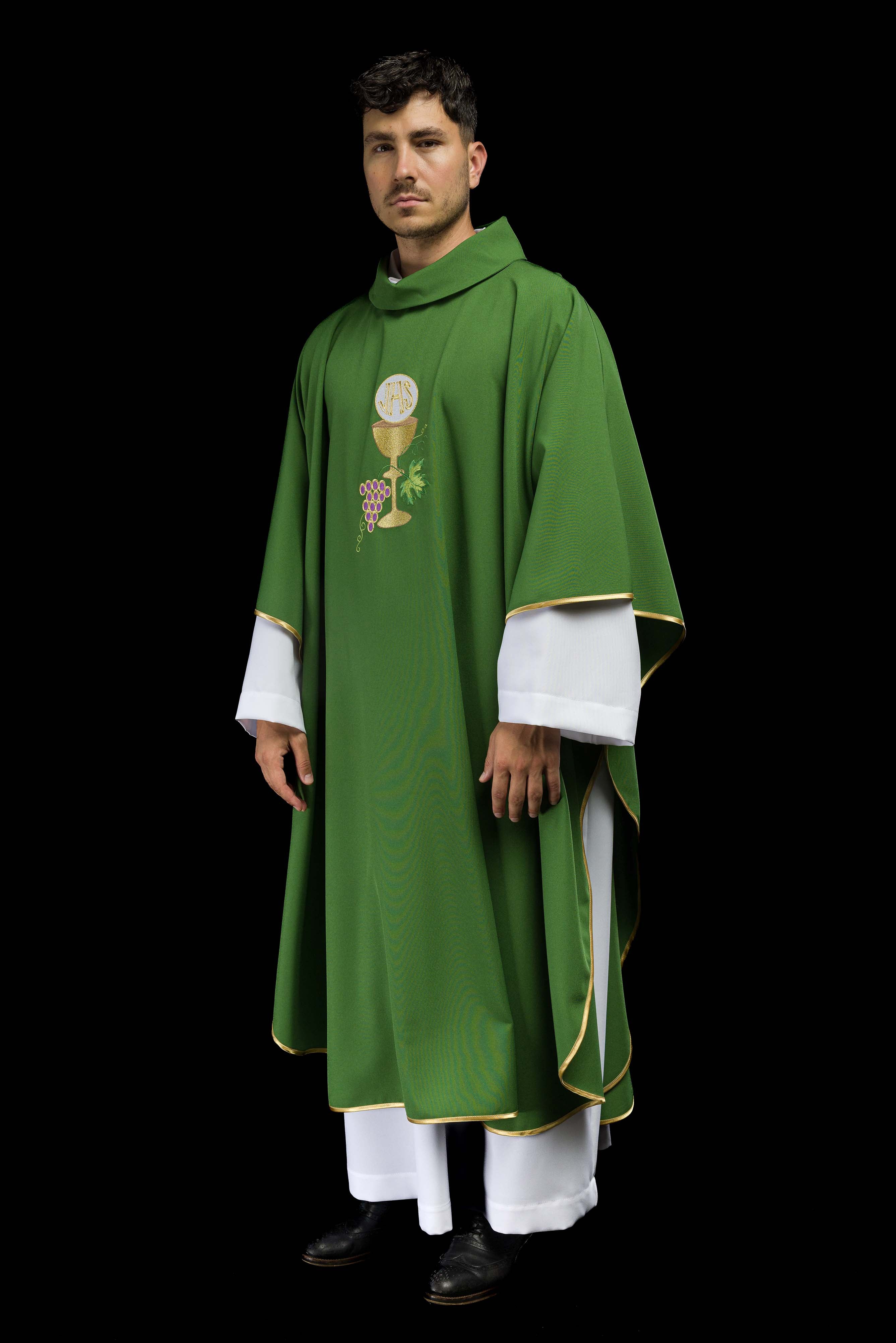 Chasuble brodée Calice vert Raisin
