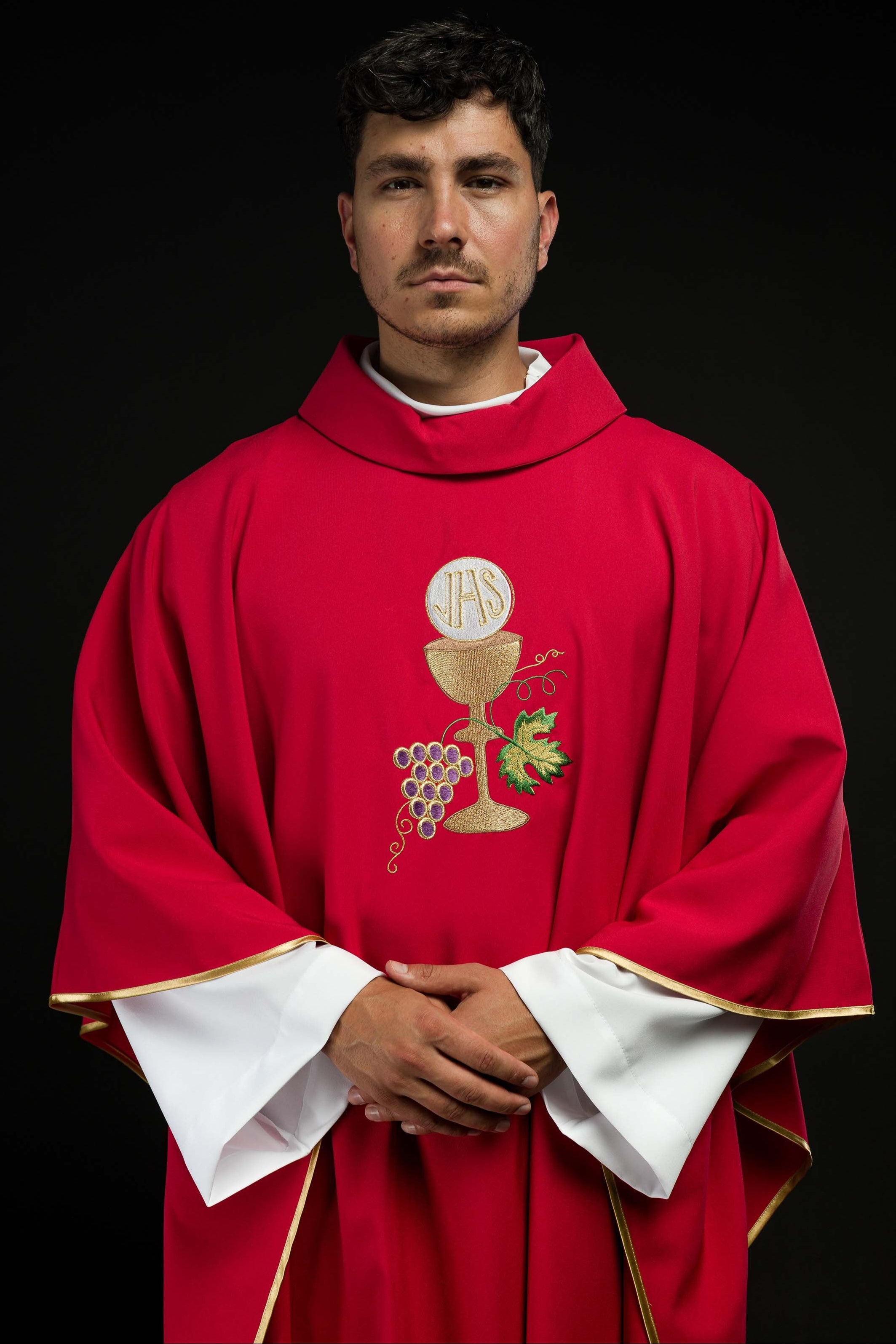 Chasuble calice Croix et raisins rouge