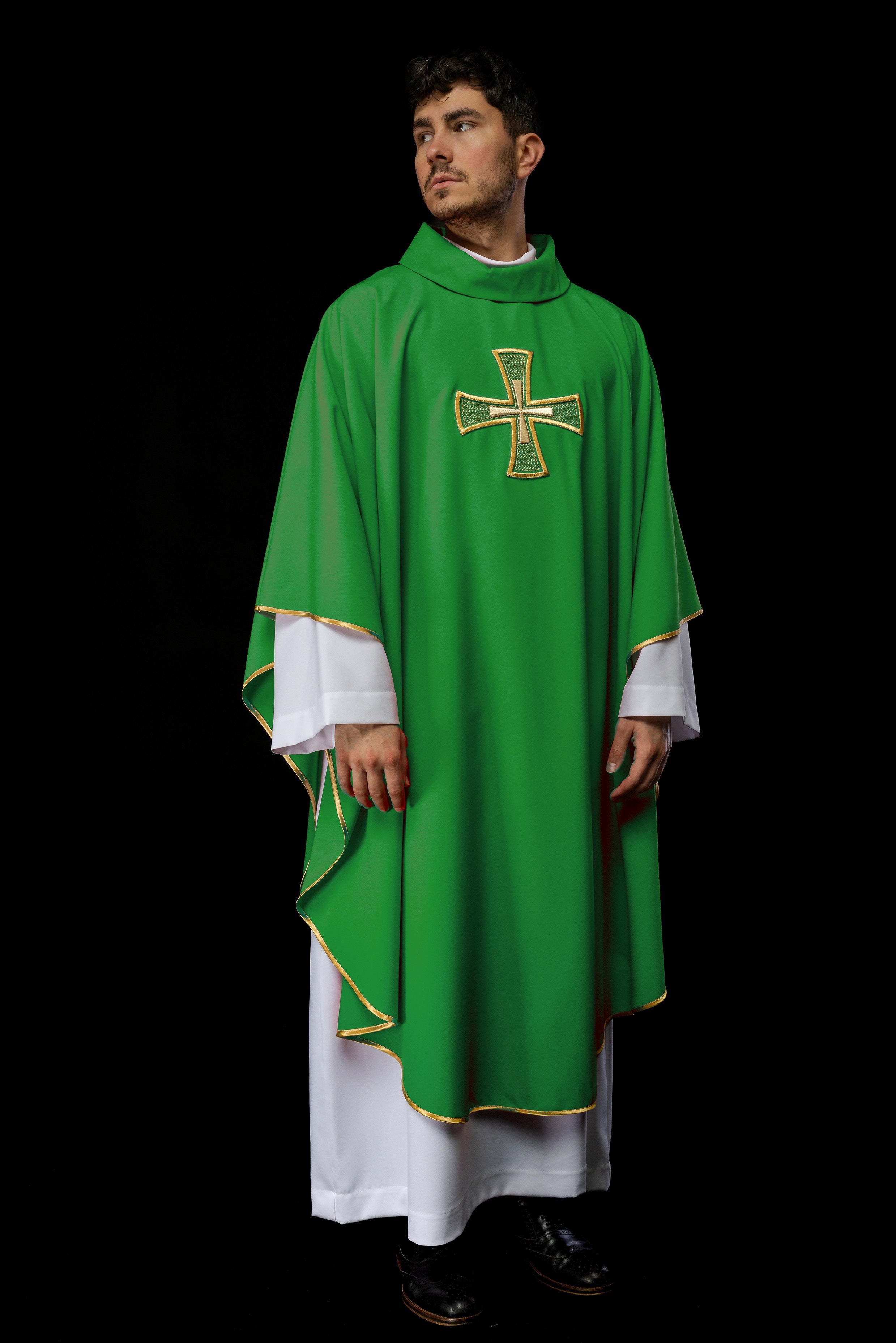 Chasuble brodée IHS Vert