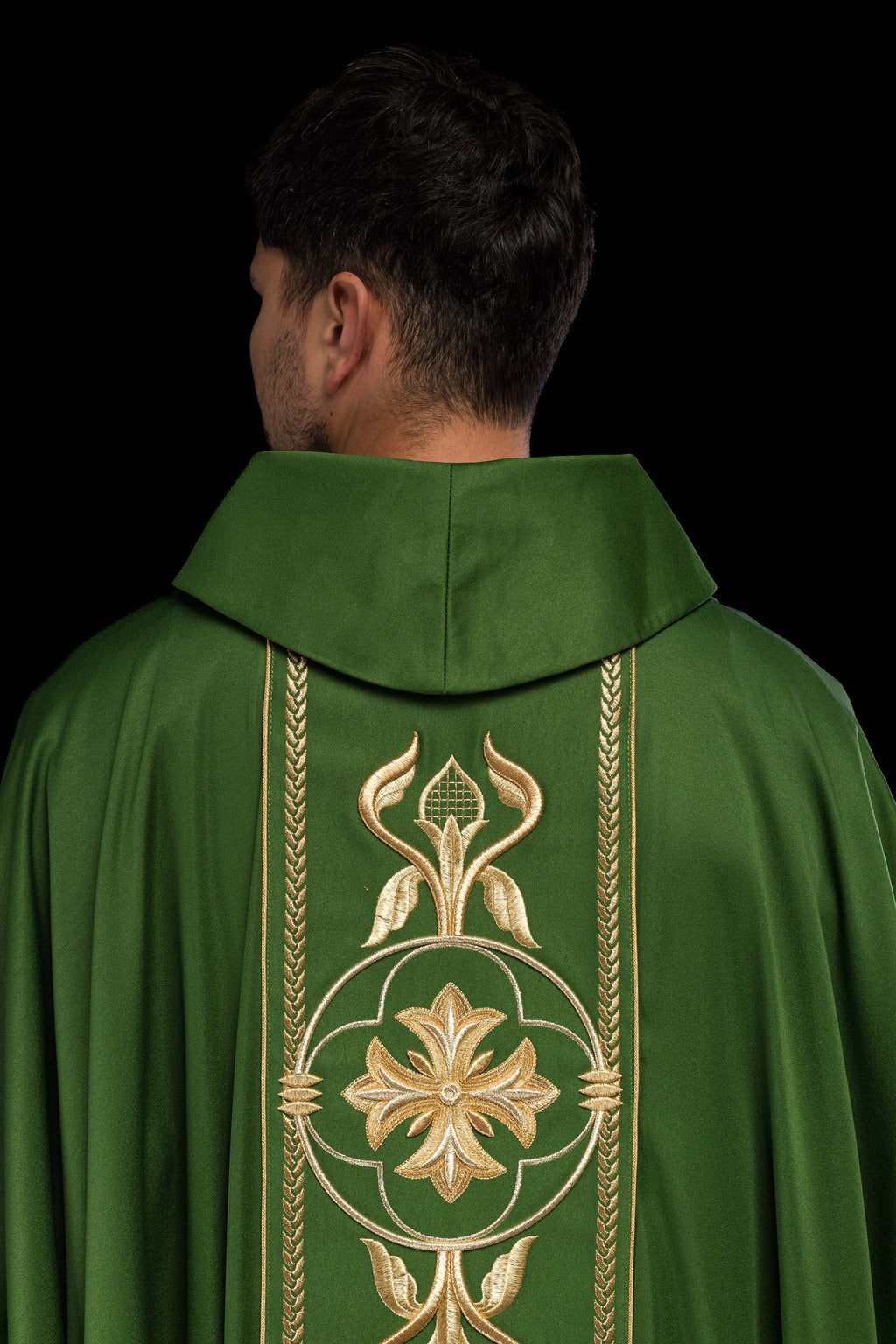 Chasuble brodée Croix verte