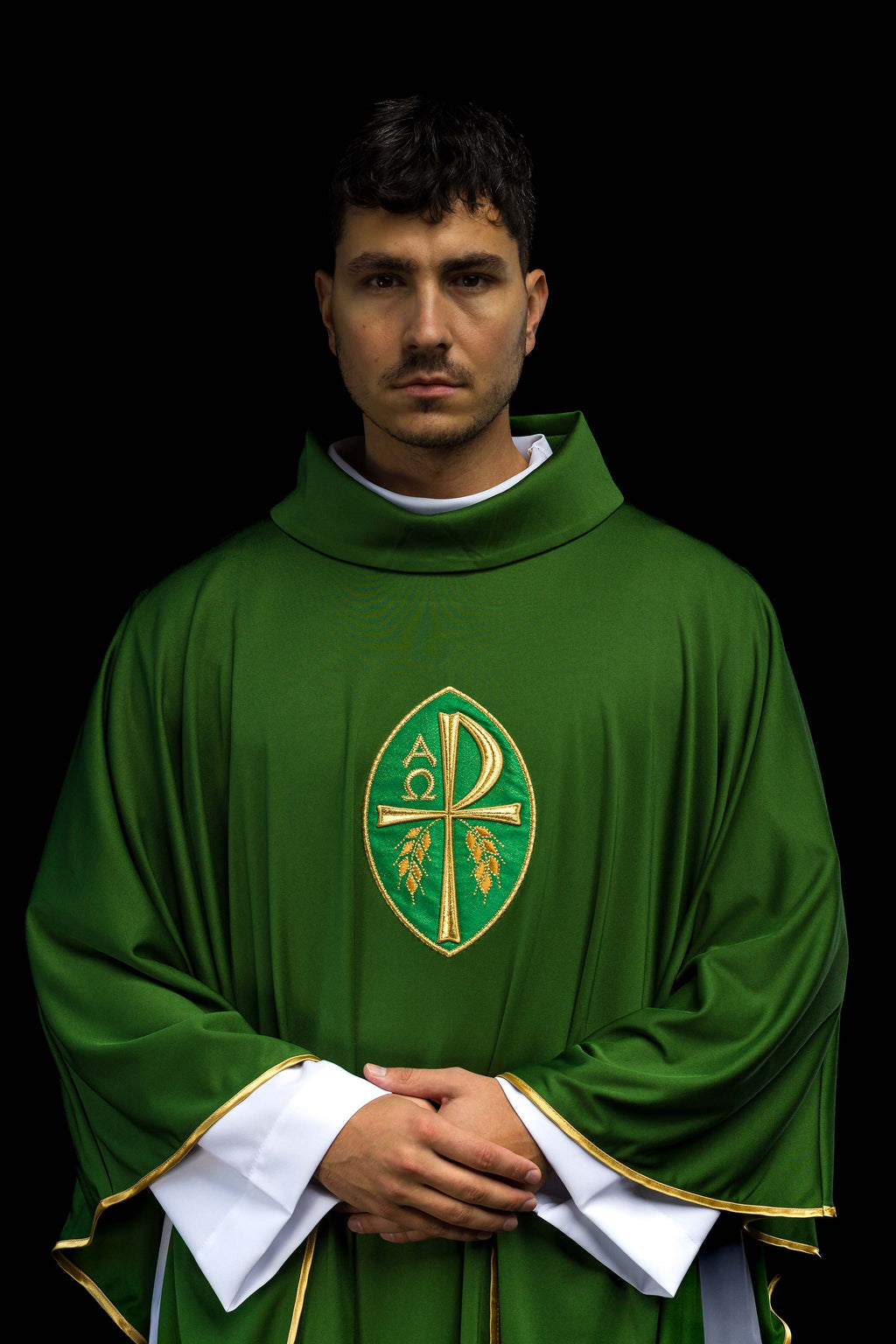 Chasuble brodée Croix verte