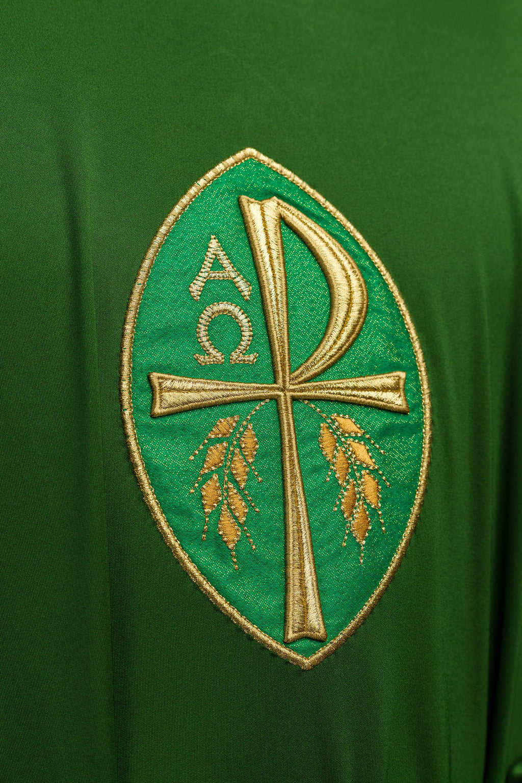 Chasuble brodée Croix verte