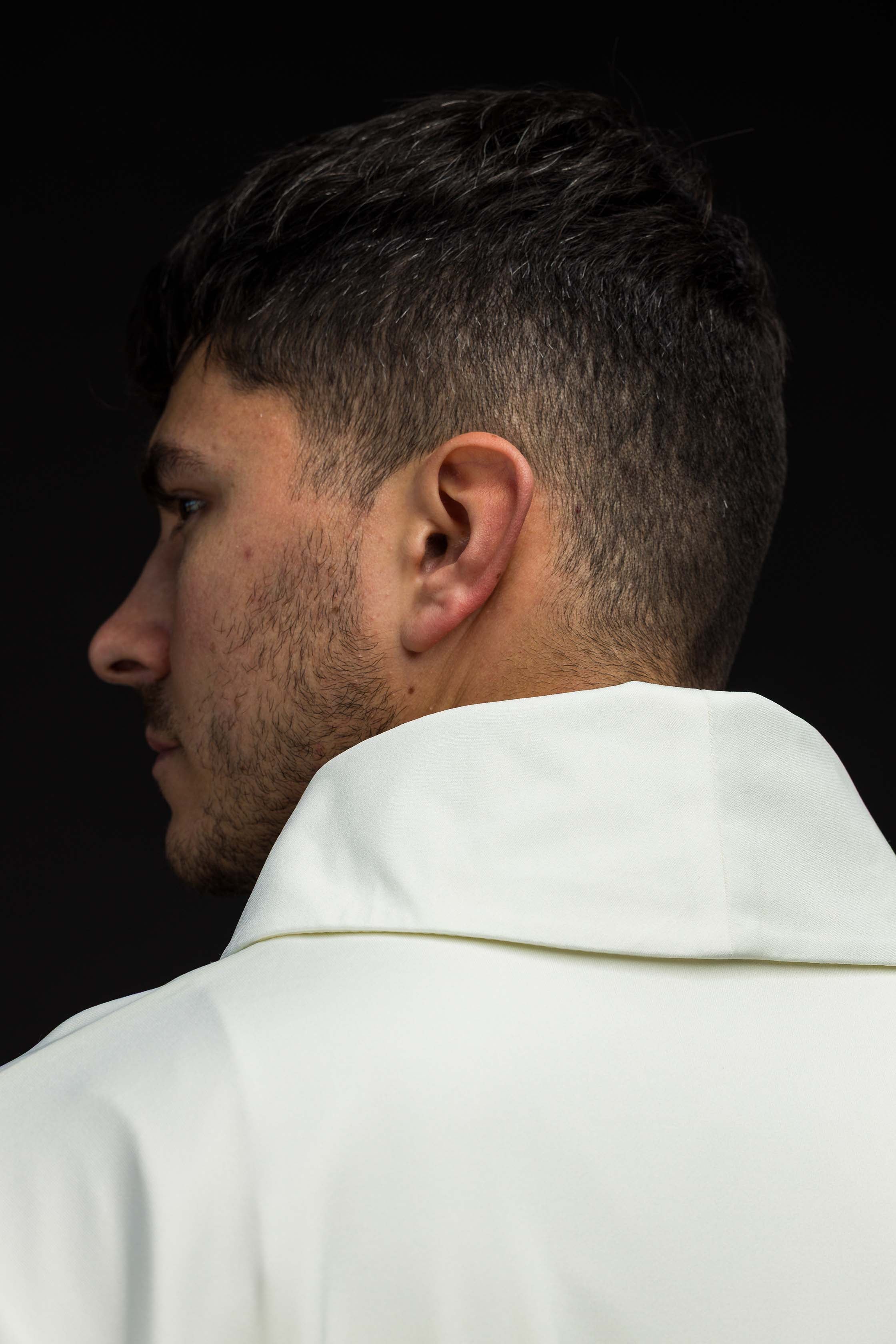 Chasuble brodée avec IHS