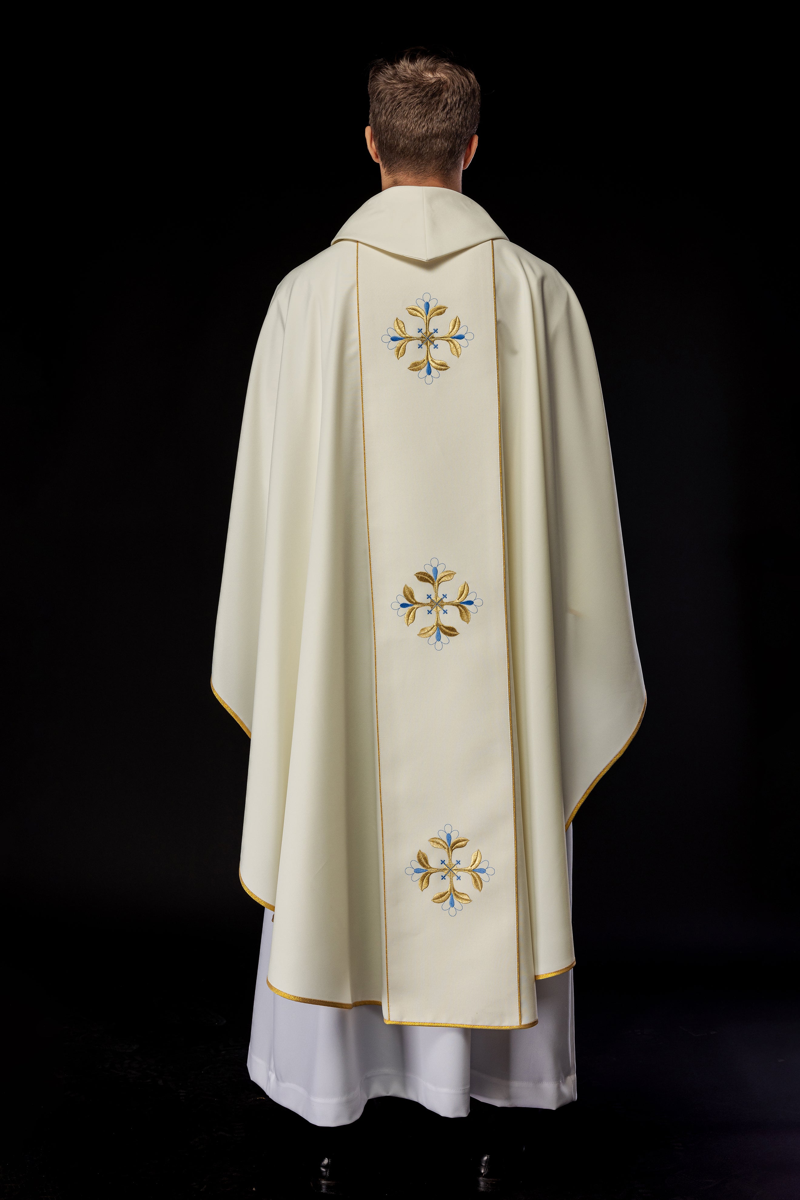 Chasuble brodée à l'effigie de Notre-Dame de l'Assomption