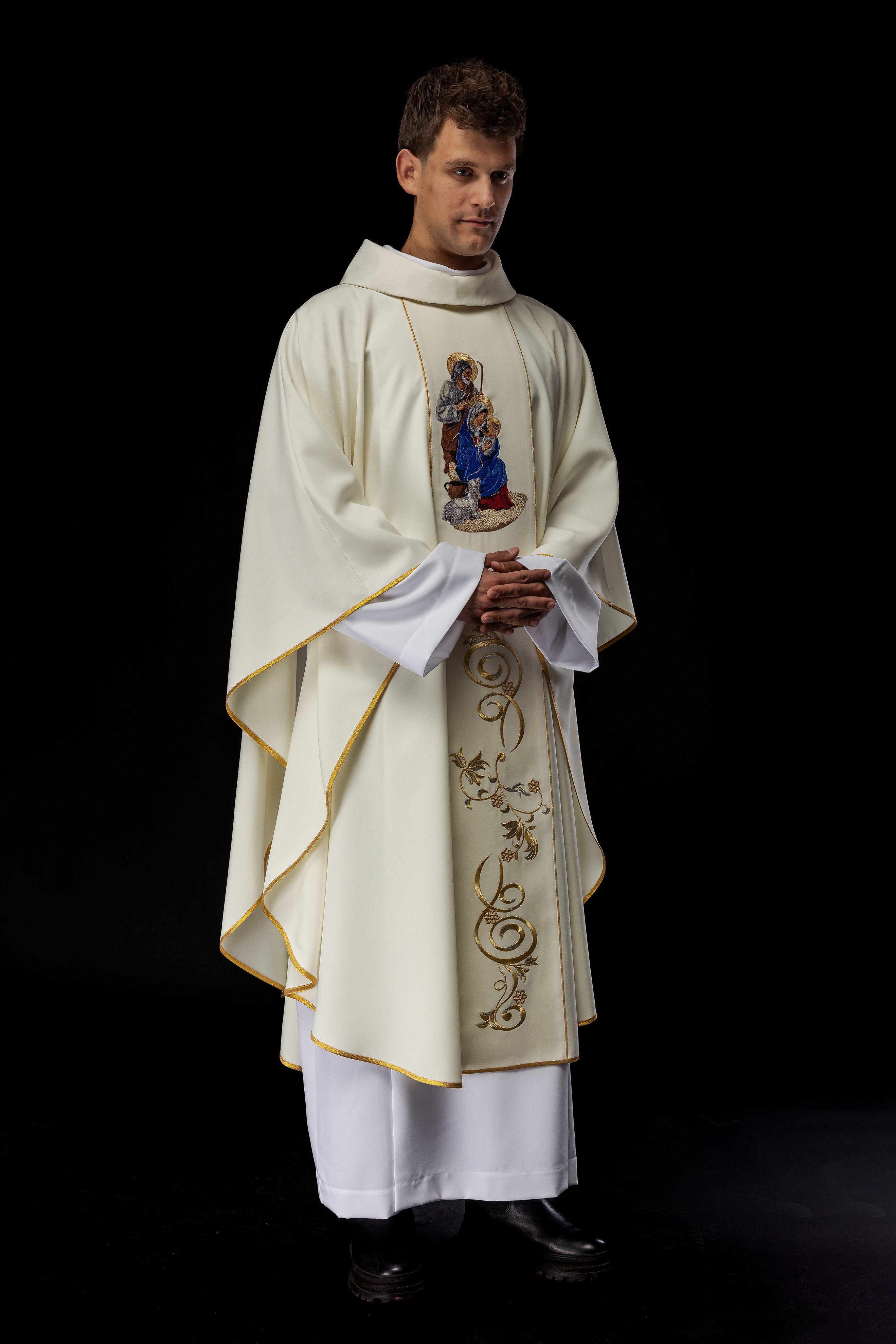 Chasuble brodée avec l'image de la Sainte Famille pour Noël