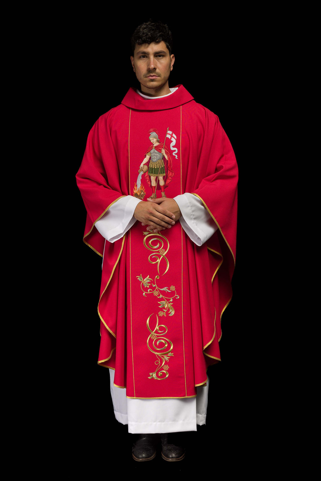 Chasuble richement brodée avec l’image de Saint Florian
