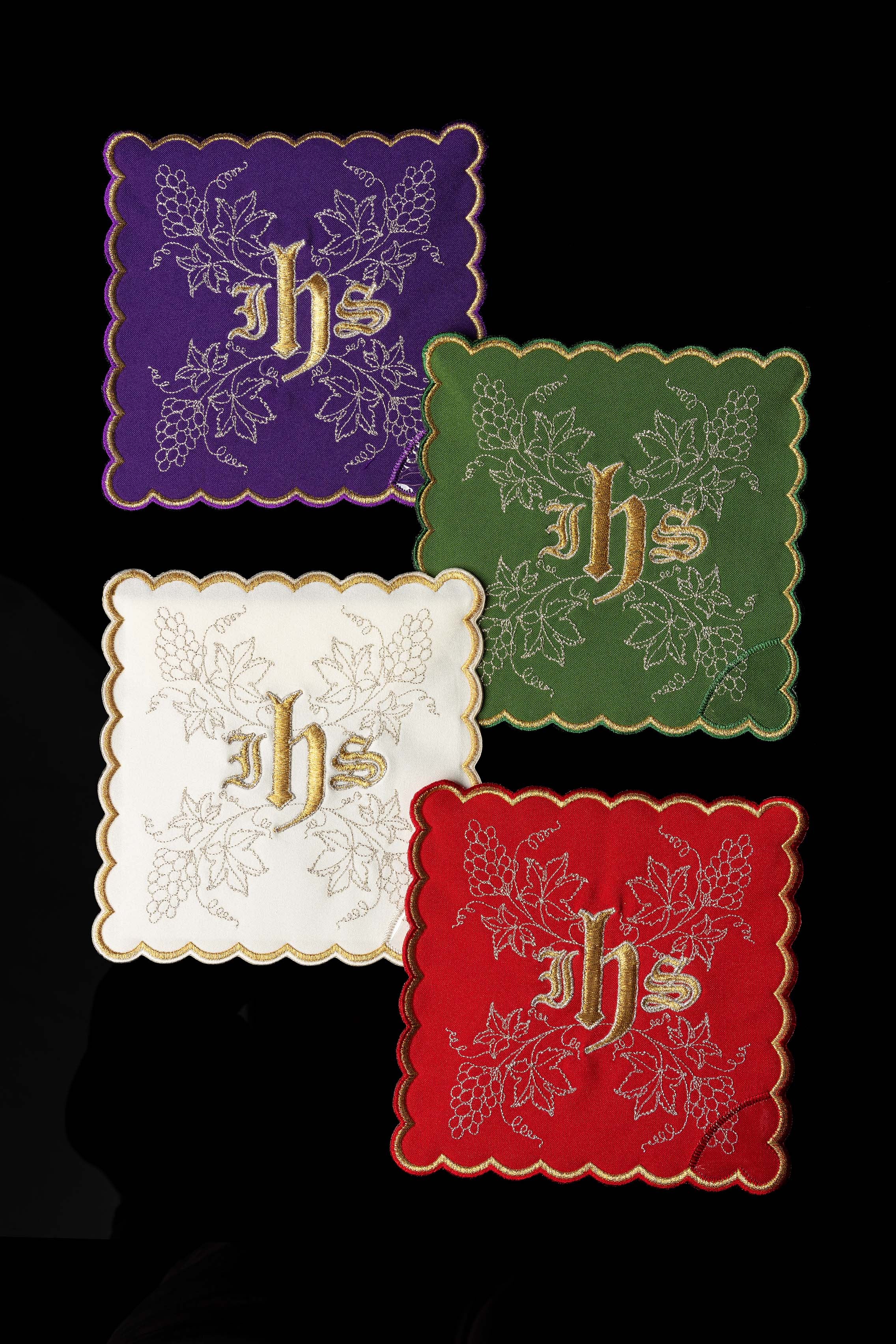 Ensemble de pales de calice avec symbole IHS en quatre couleurs liturgiques