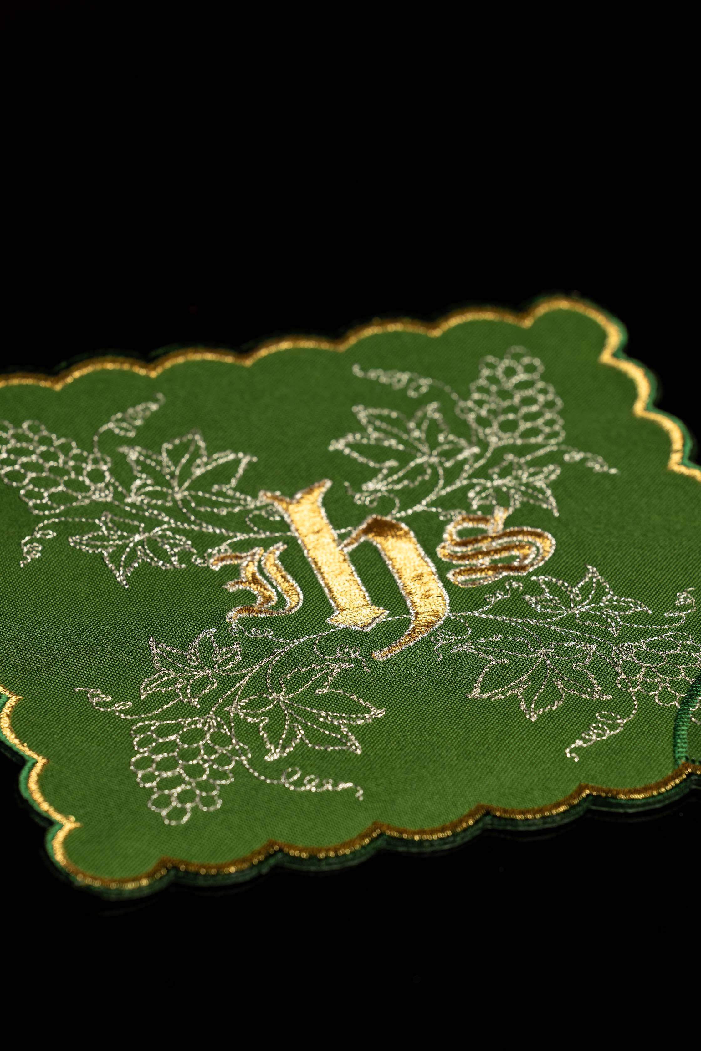 Ensemble de pales de calice avec symbole IHS en quatre couleurs liturgiques