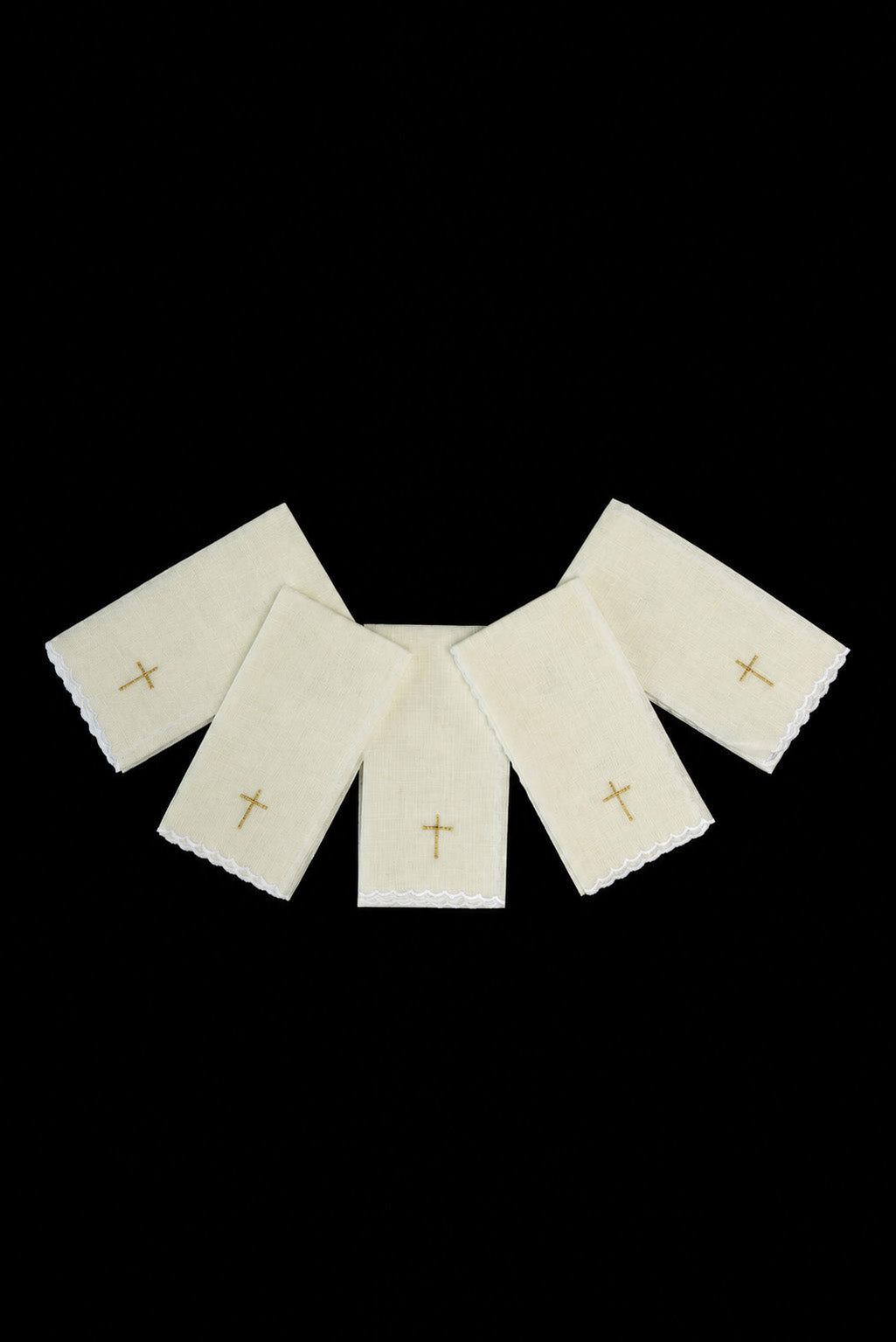 Ensemble de 5 purificatoires liturgiques en lin avec croix dorée